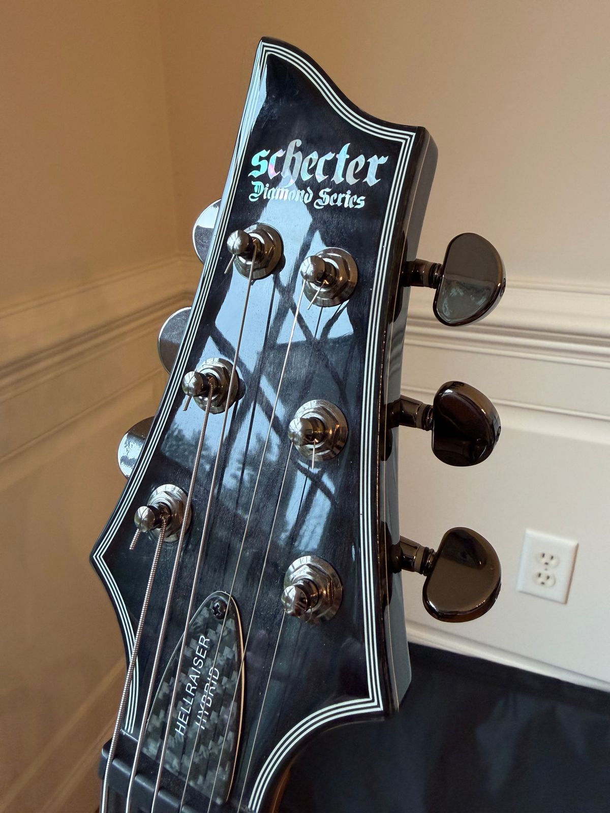 2022 Schecter Hellraiser Hybrid PT - Trans Black Burst