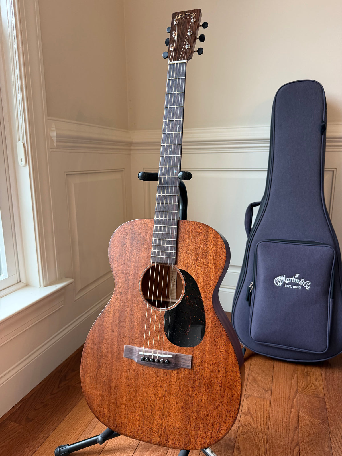 2025 Martin 00-15M Acoustic Guitar