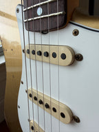 2026 Fender Custom Shop Stratocaster Pro W25 Relic - HLE Gold - Image 4