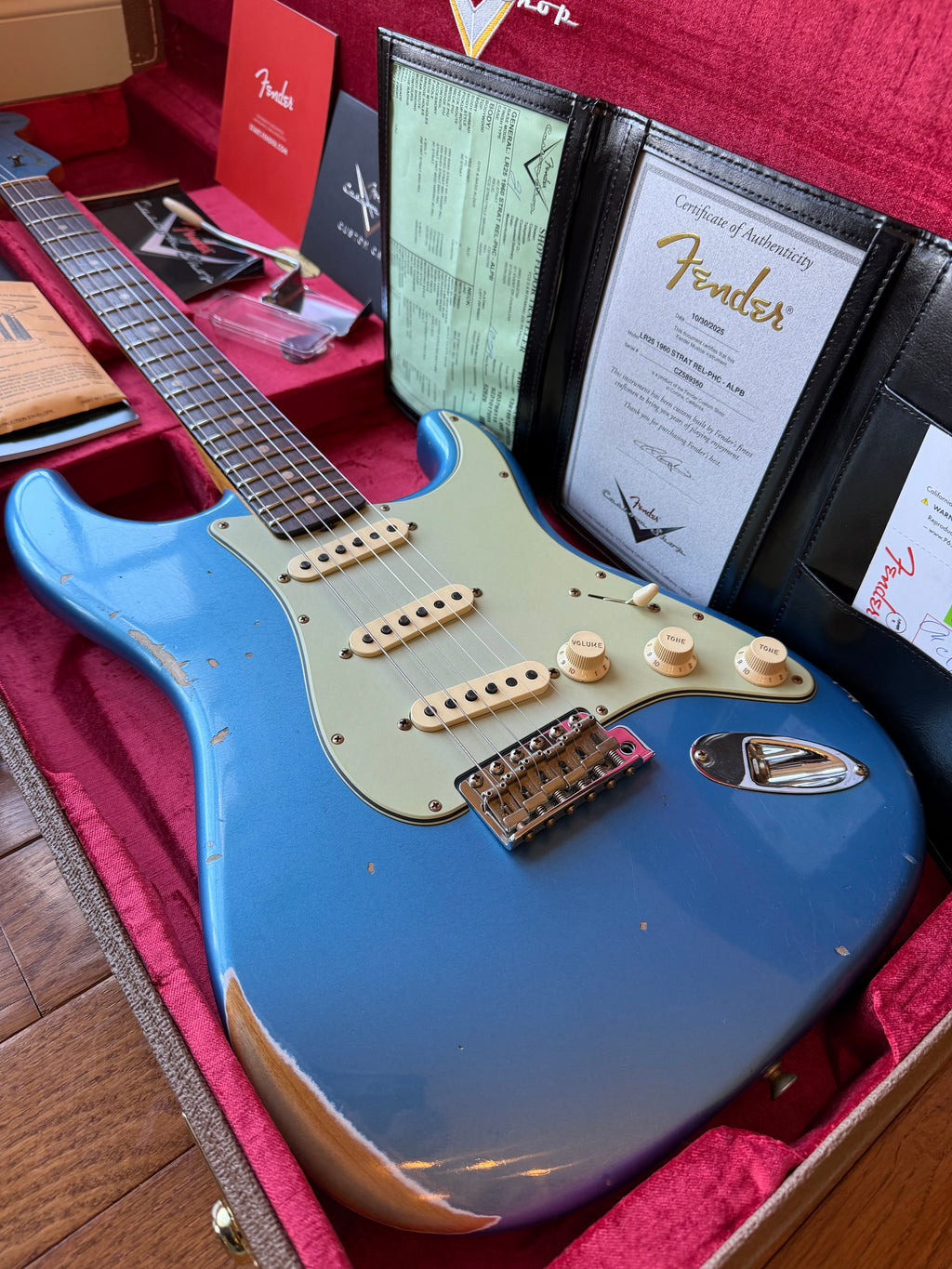 2025 Fender Custom Shop '60 Stratocaster LR25 Relic Limited Edition Matching Headstock - Aged Lake Placid Blue - Image 1