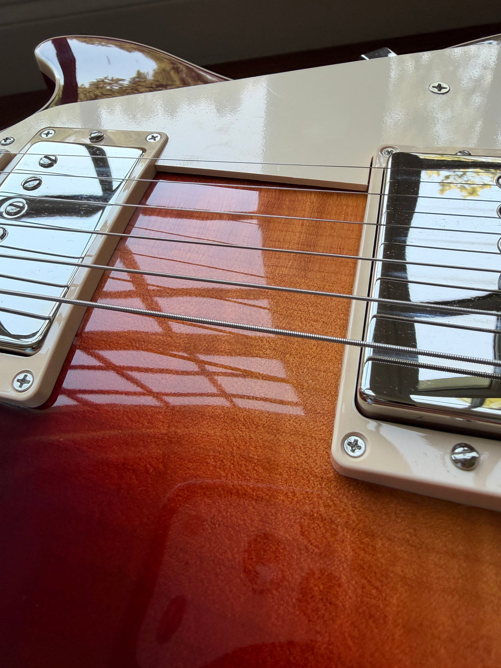 2026 Gibson Les Paul Standard 60s Figured Top - Bourbon Burst