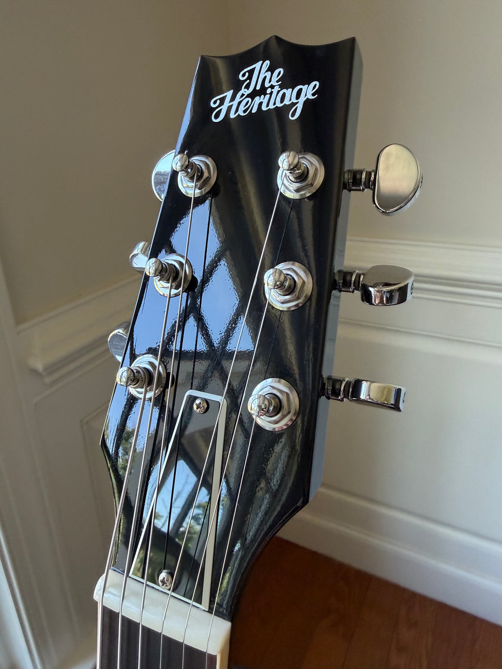 2025 Heritage H-535 Standard - Ebony Black