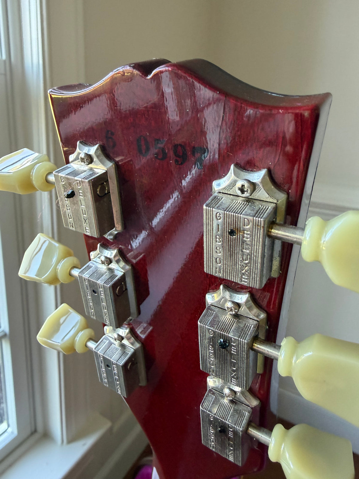 1986 Gibson Pre-Historic Les Paul Standard ‘59 Reissue R9 - Heritage Cherry Sunburst