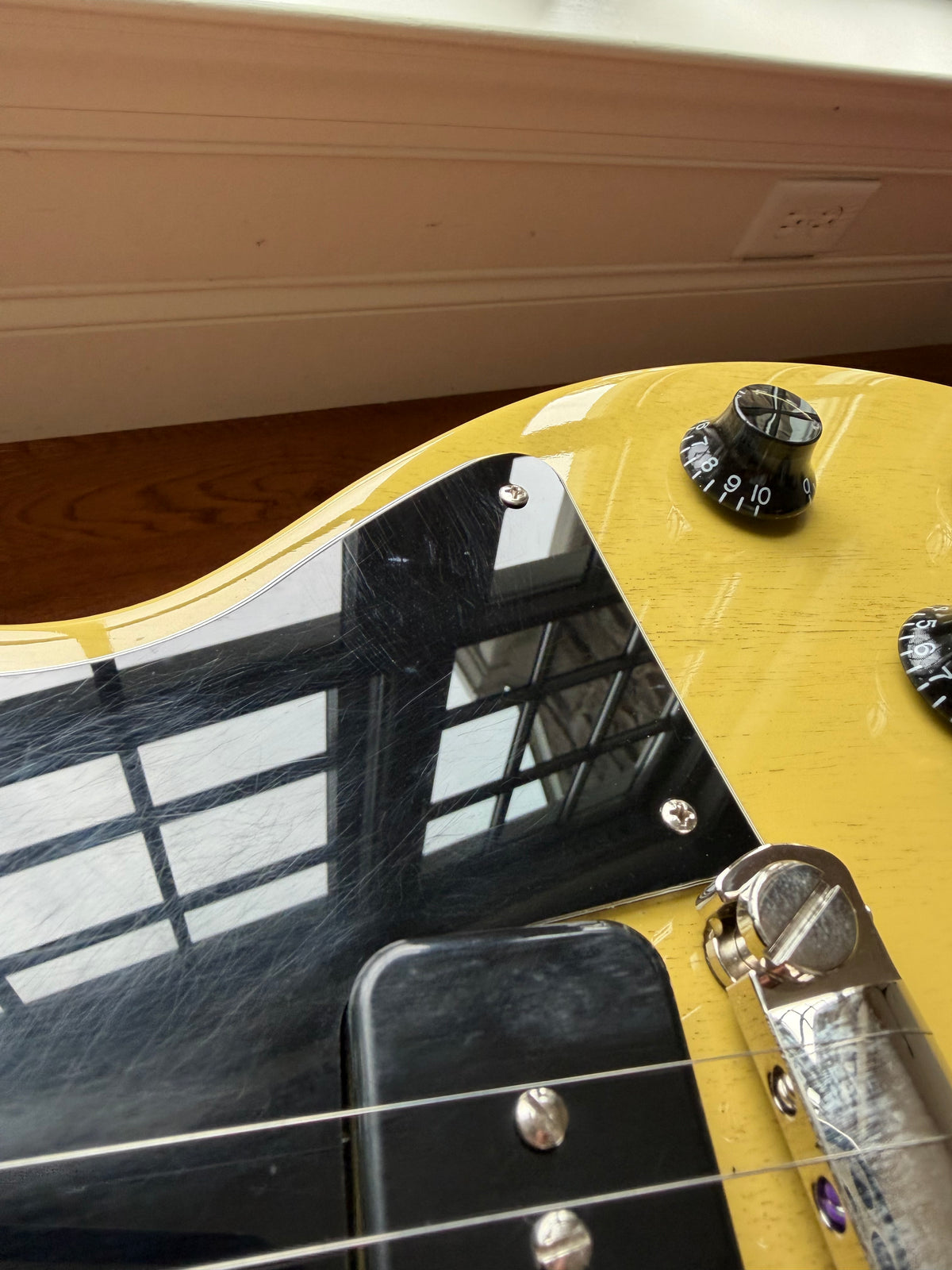 2024 Gibson Les Paul Special - TV Yellow