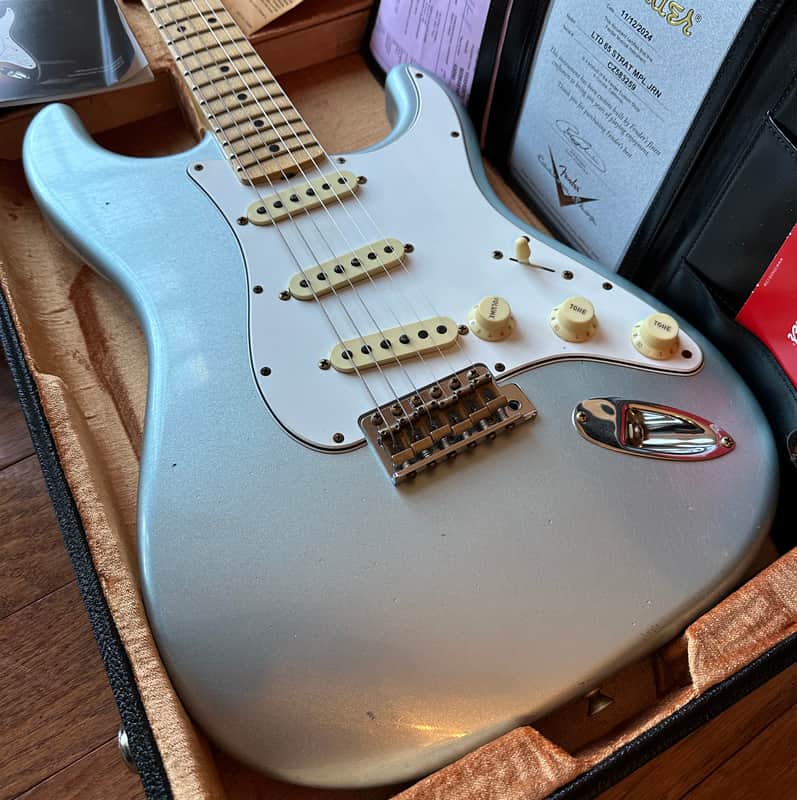 2024 Fender Custom Shop '65 Reissue Stratocaster Journeyman Relic Fire Mist Silver
