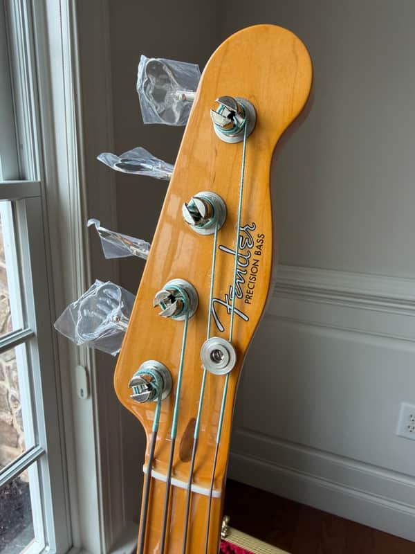 2026 Fender 75 Anniversary American Vintage II '51 Precision Bass - Butterscotch Blonde