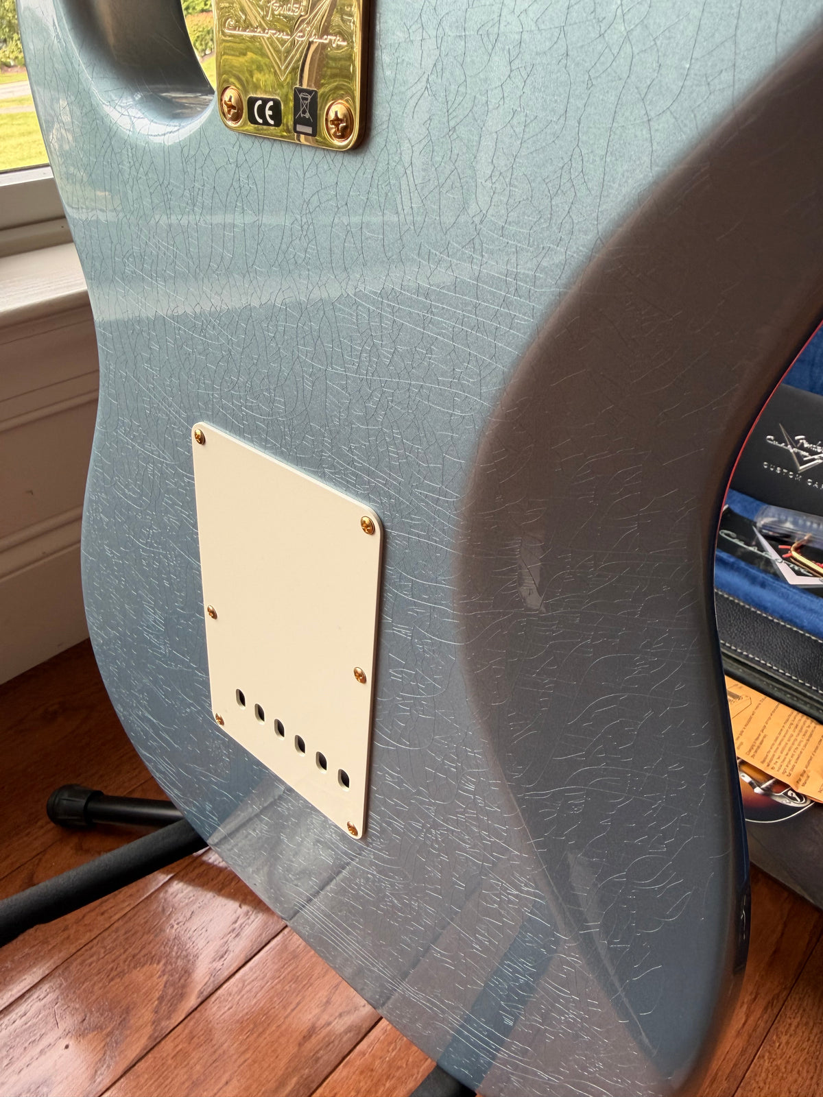 2025 Fender Custom Shop ‘65 Stratocaster Gold Hardware Channel Bound LTD LCC - Ice Blue Metallic