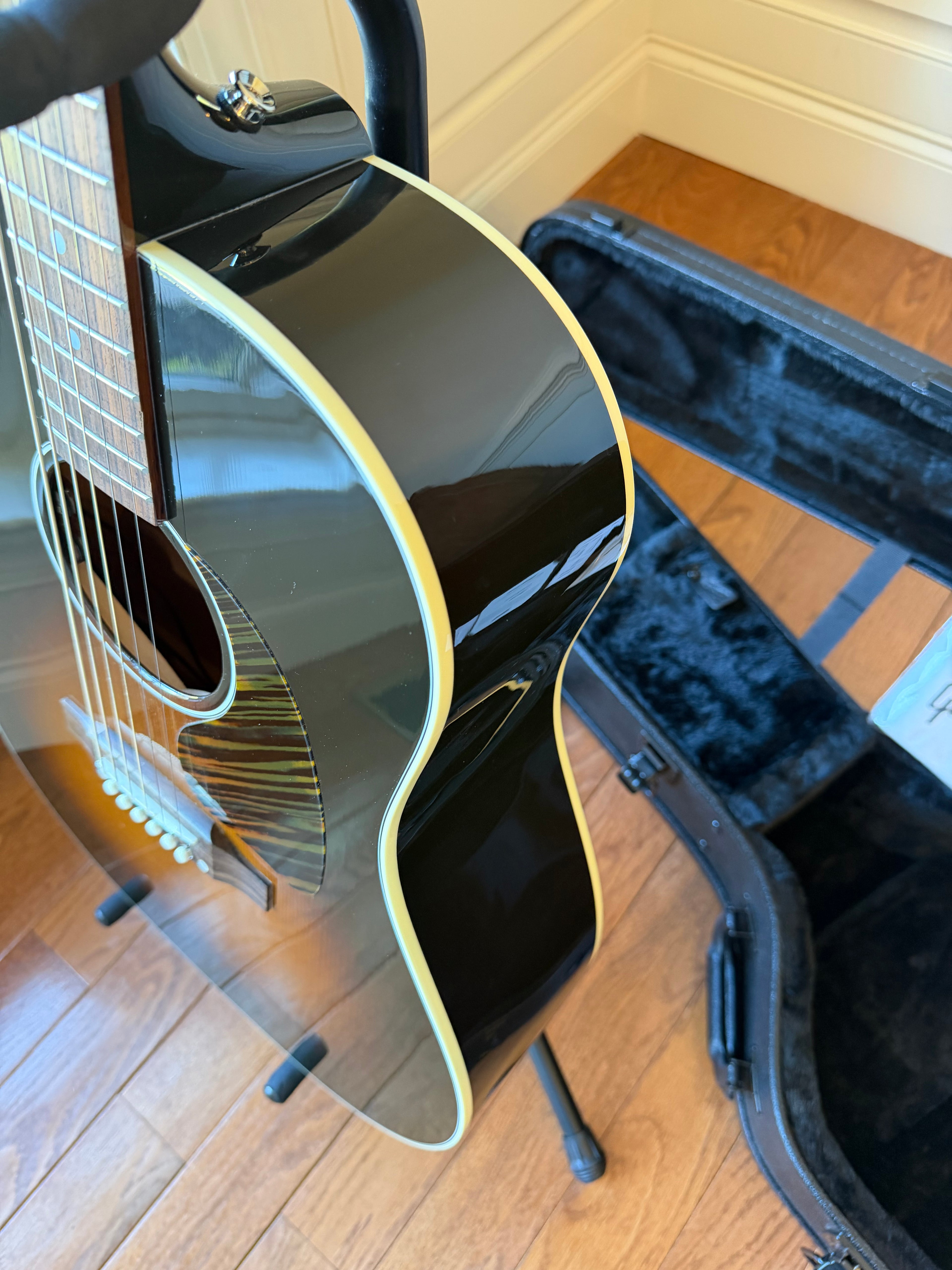 2025 Gibson Custom Shop M2M Thermally Aged Adirondack Red Spruce Top