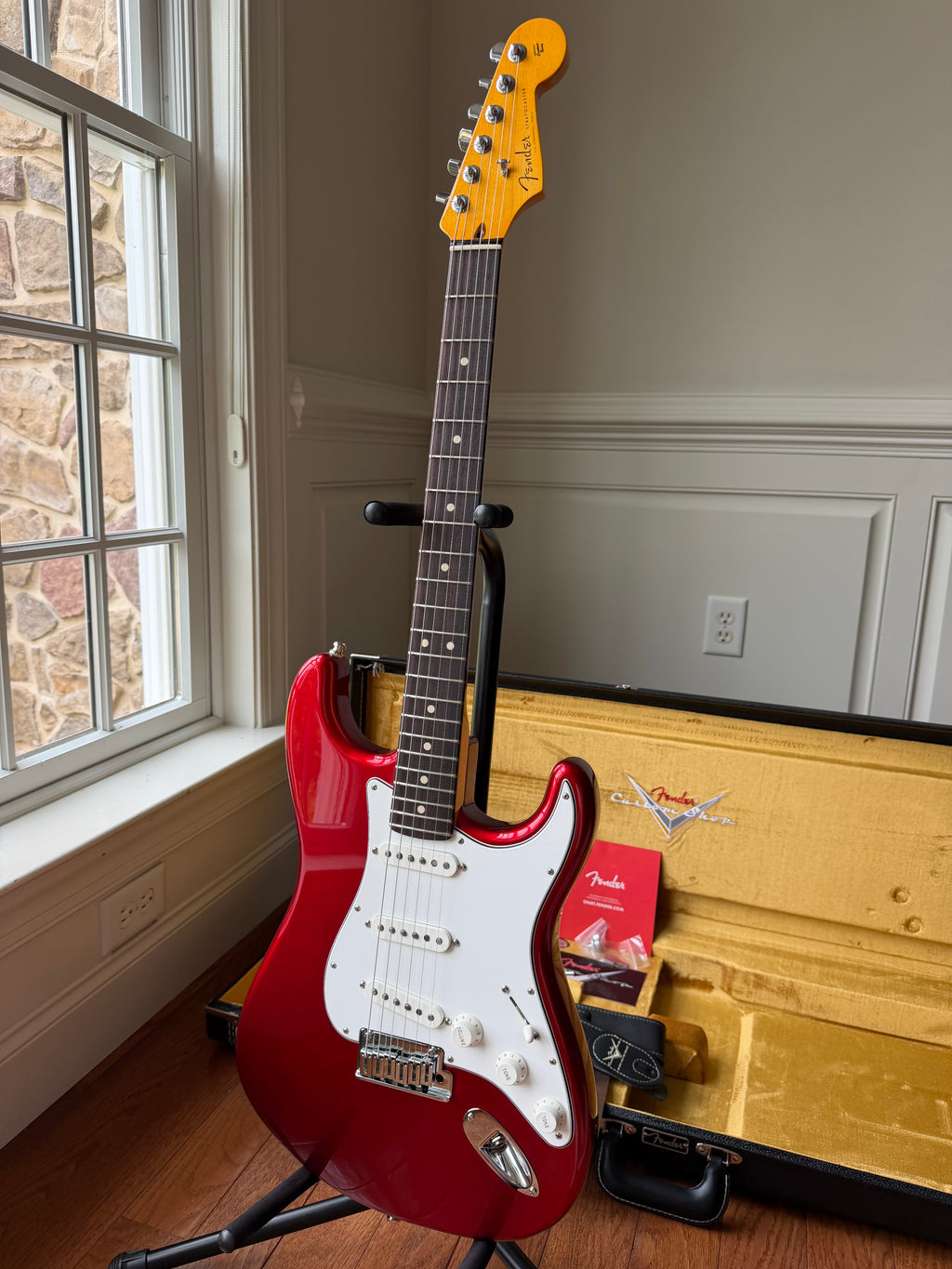 2025 Fender Custom Shop Stratocaster Custom Deluxe W25 Limited NOS - Candy Apple Red