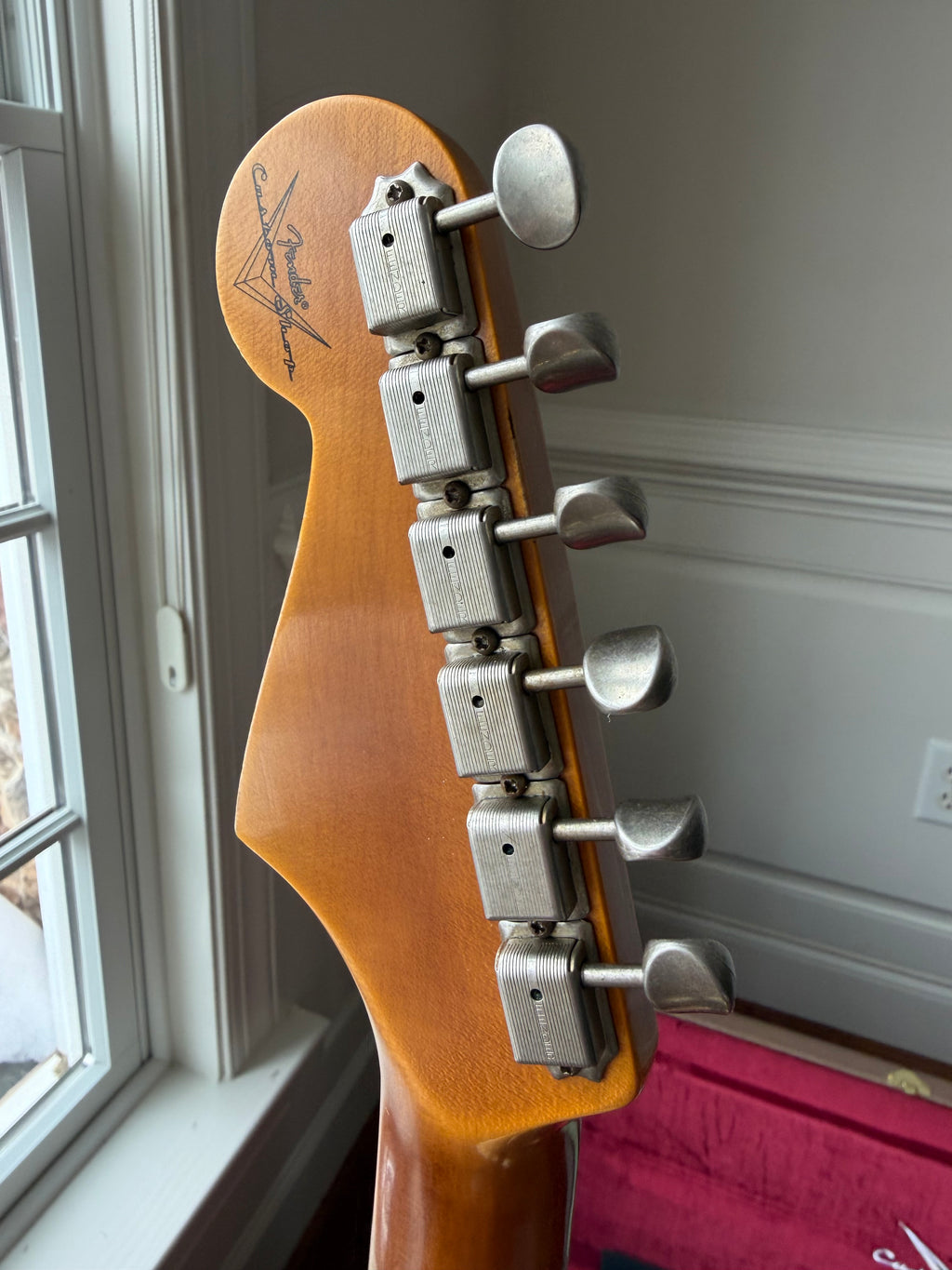 2026 Fender Custom Shop '62 Stratocaster HSS Heavy Relic - Vintage White - Image 8