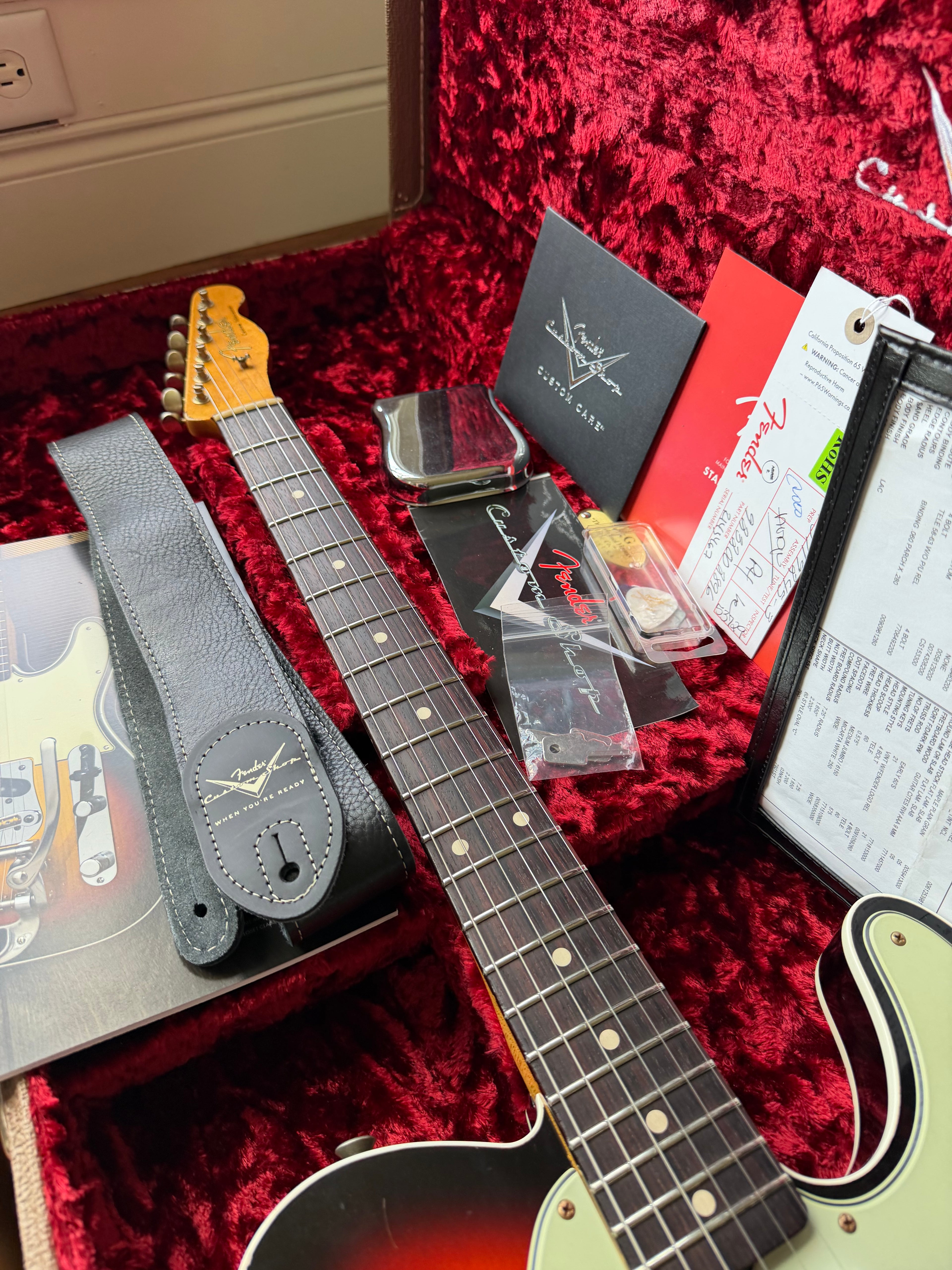 2025 Fender Custom Shop ‘60 Telecaster Custom Heavy Relic - 3 Color Sunburst