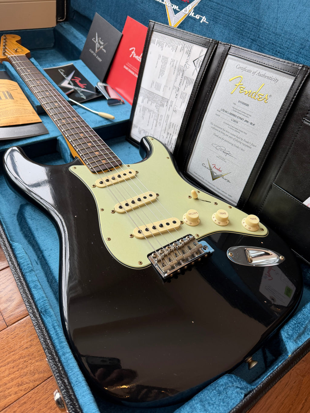 2026 Fender Custom Shop '64 Stratocaster L-Series Journeyman - Black - Image 1
