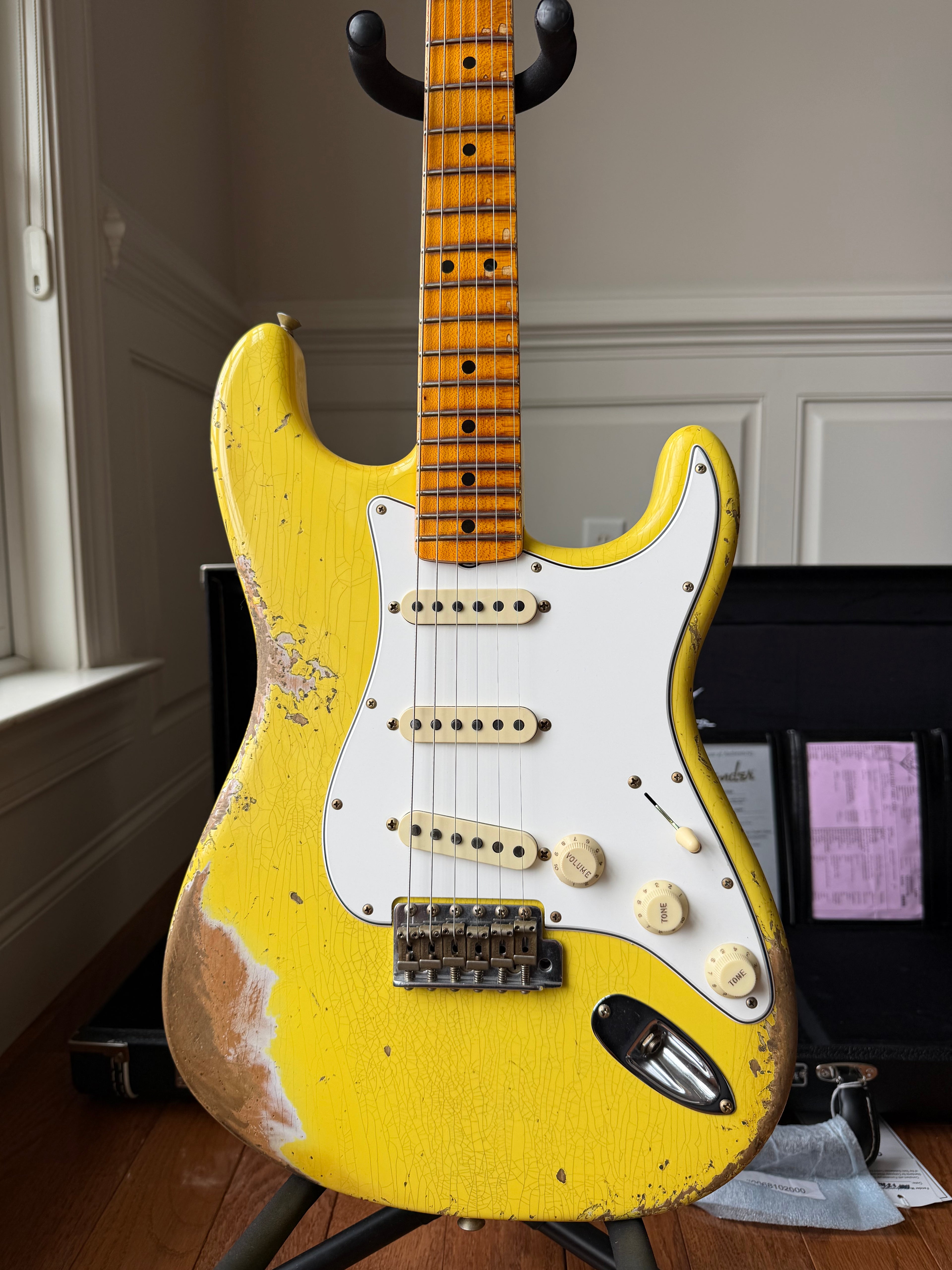 2026 Fender Custom Shop ‘69 Stratocaster SR25 Heavy Relic Matching Reverse Headstock - Aged Canary Yellow