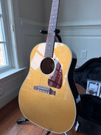 2026 Gibson J-45 Standard - Gold Top