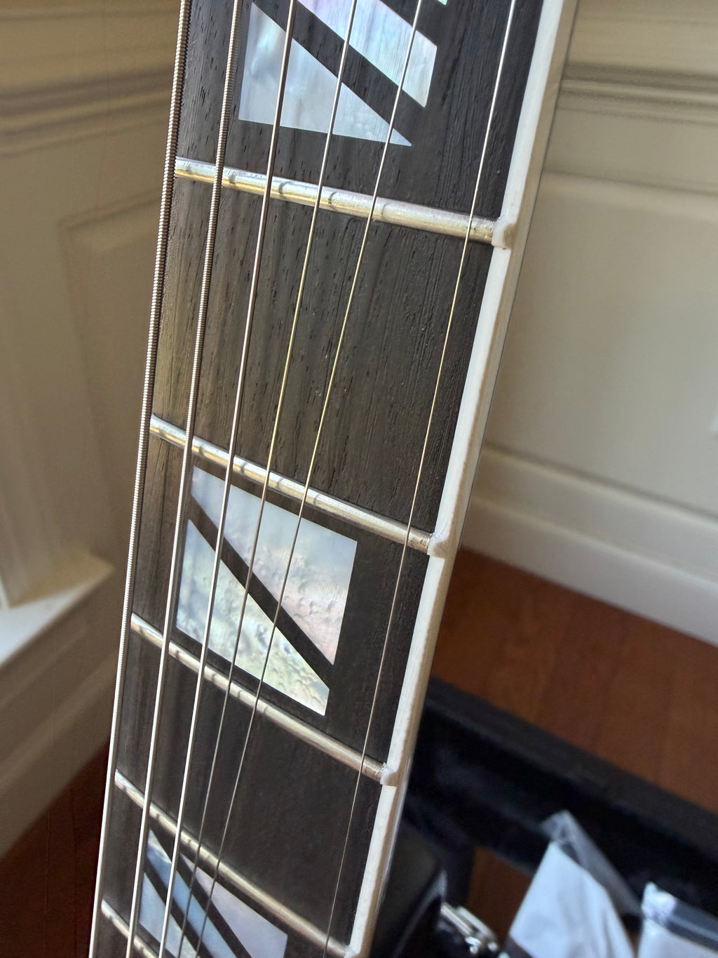 2026 Gibson Les Paul Supreme - Ebony Black