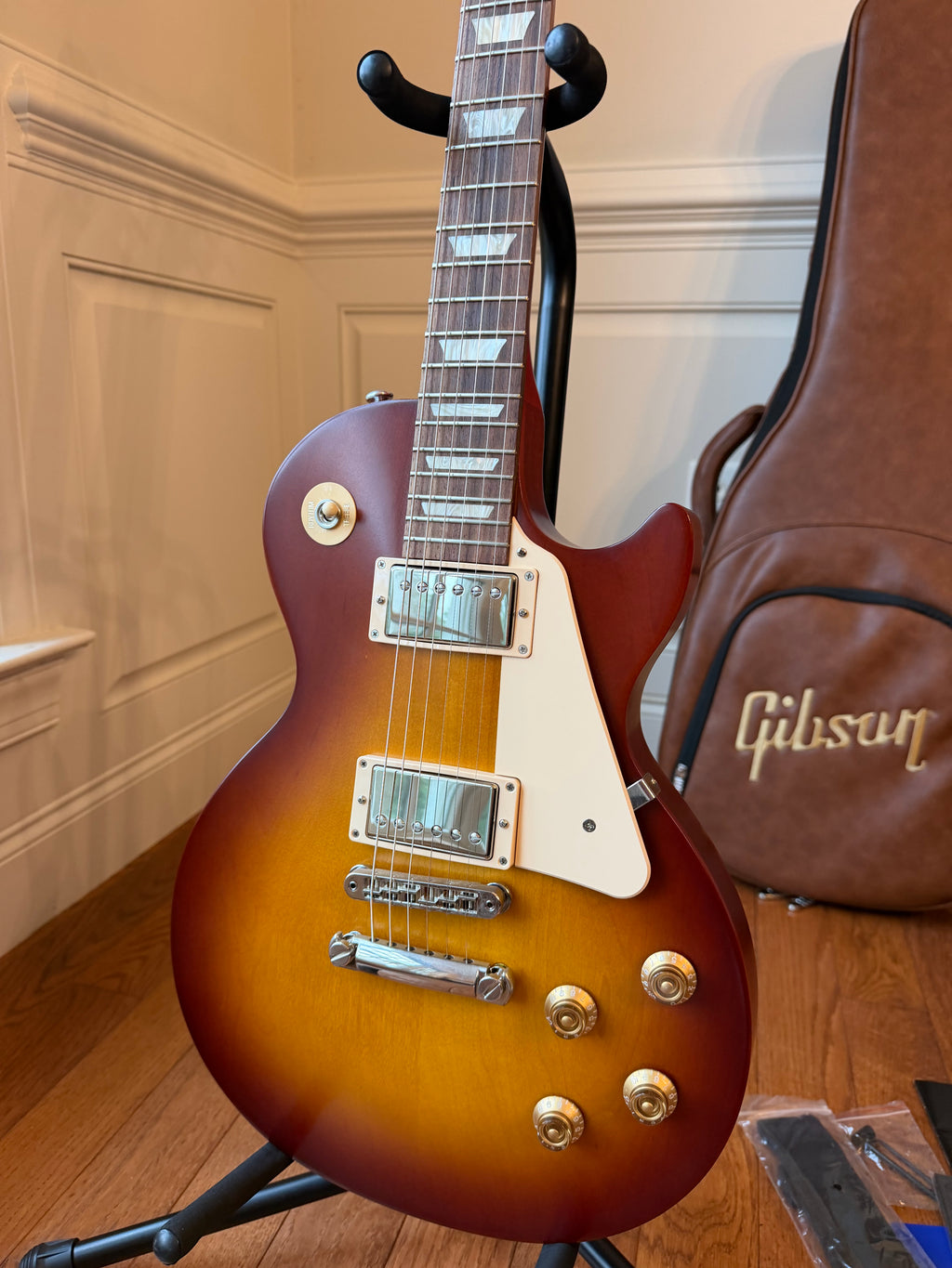 2019 Gibson Les Paul Studio Tribute - Satin Iced Tea