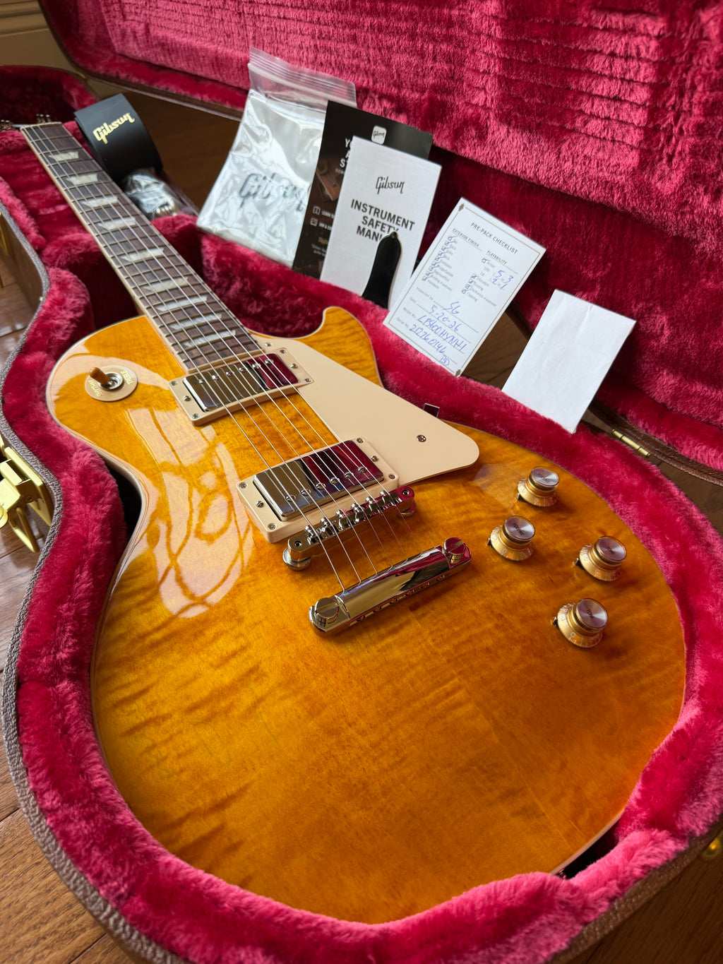 2026 Gibson Les Paul Standard 60s Figured Top - Honey Amber
