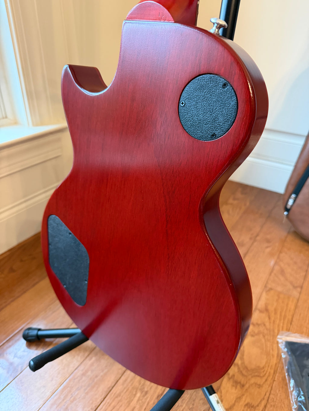 2019 Gibson Les Paul Studio Tribute - Satin Iced Tea