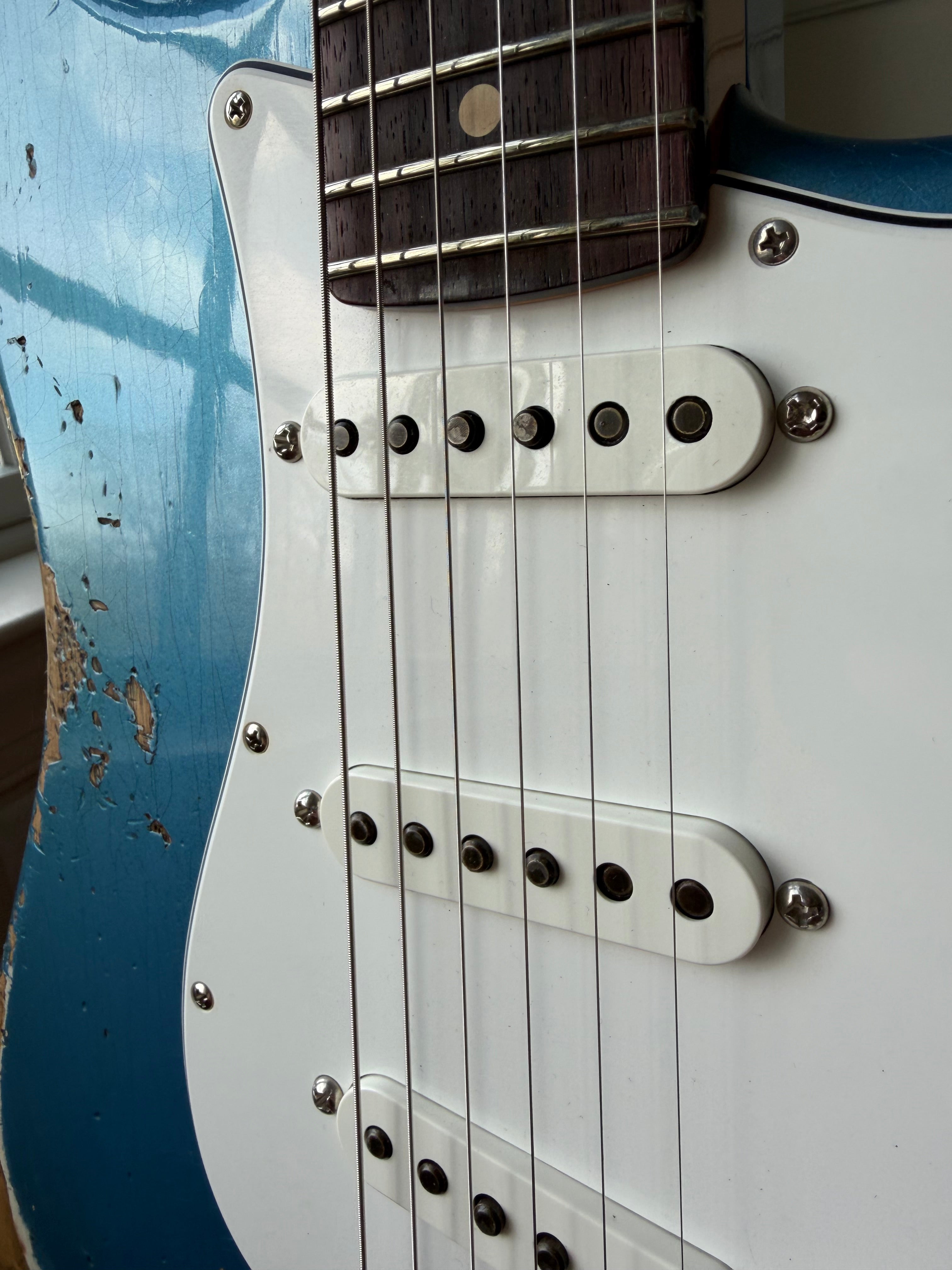 2025 Fender Custom Shop Stratocaster Custom Deluxe SR25 Matching Headstock Heavy Relic - Aged Lake Placid Blue