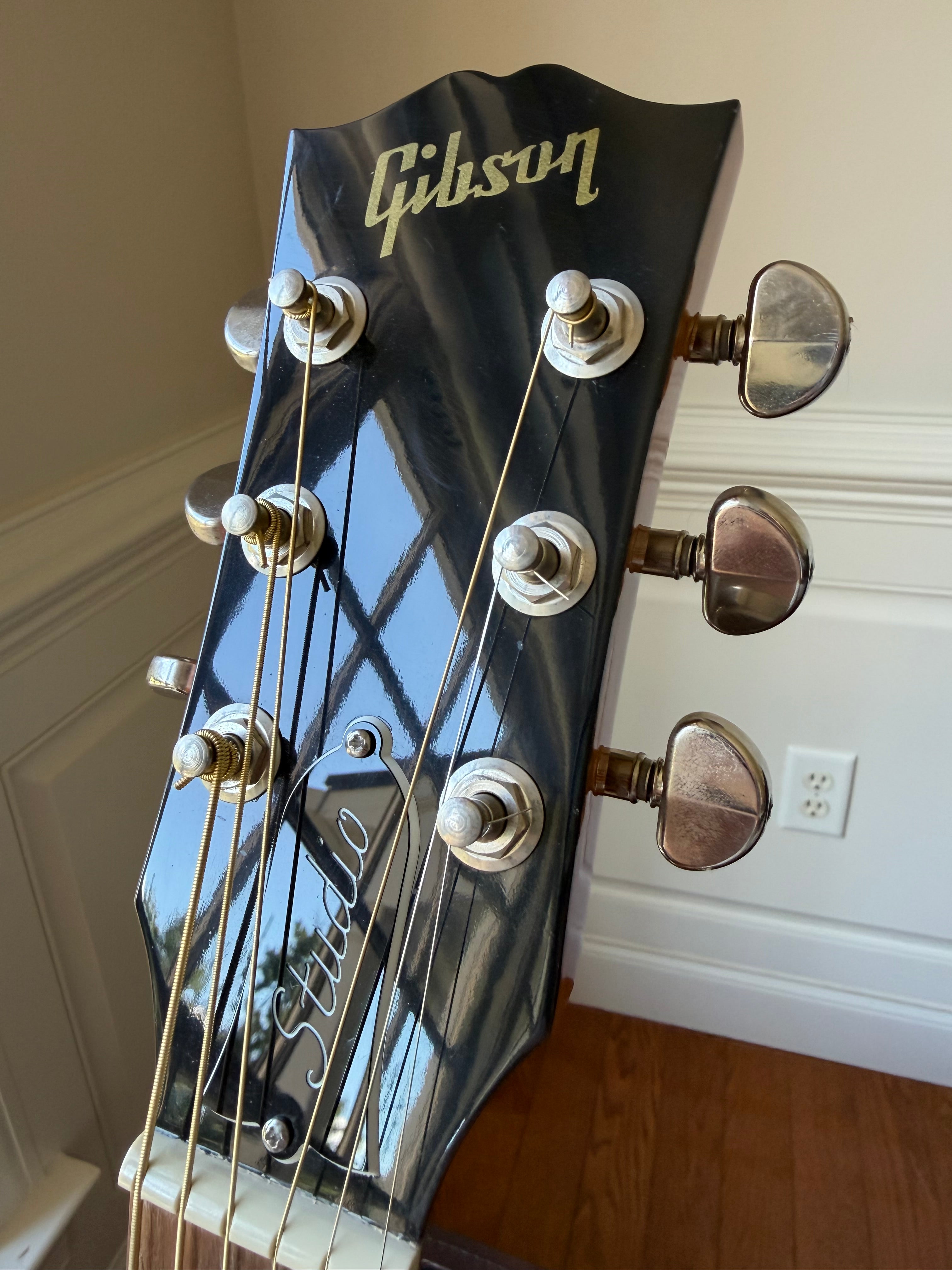 2020 Gibson J-45 Studio Rosewood