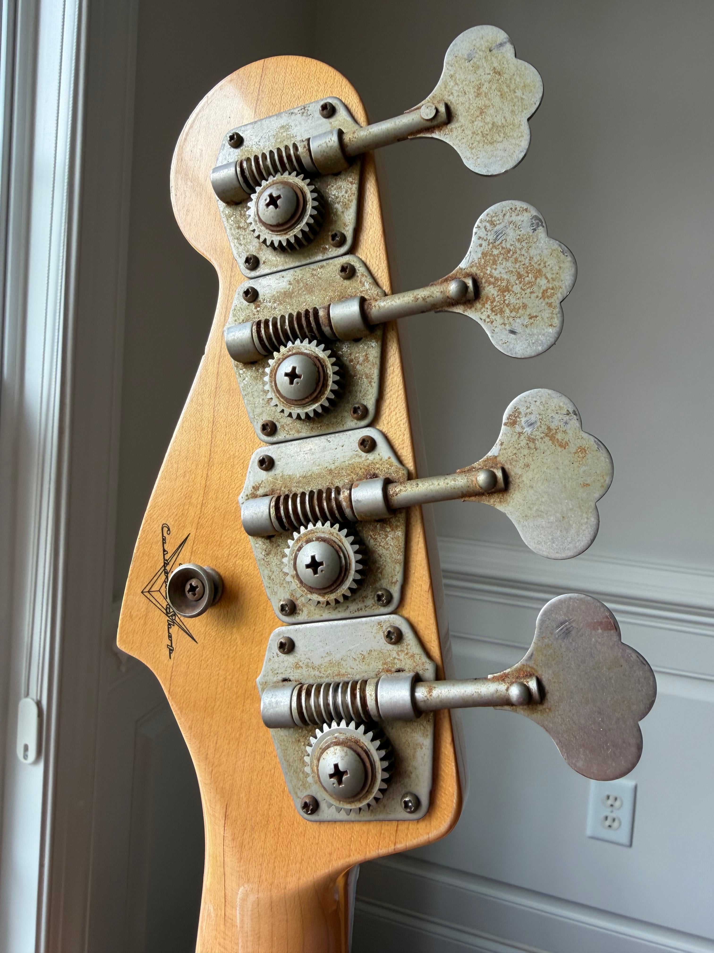 2021 Fender Custom Shop ‘61 Precision Bass Relic - 3 Color Sunburst