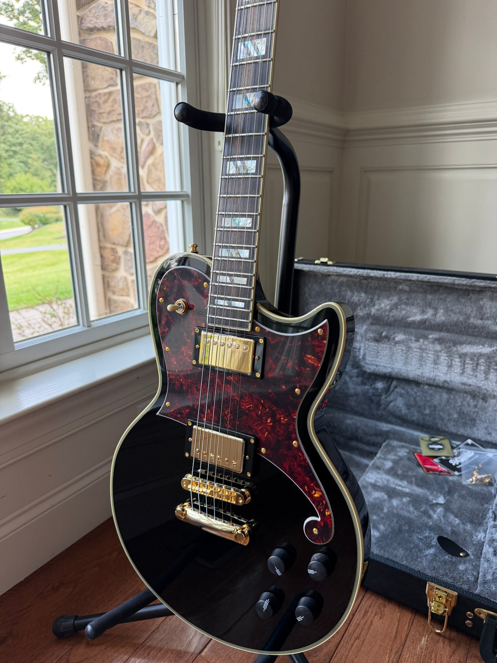 2024 D'Angelico Deluxe Atlantic Baritone - Solid Black