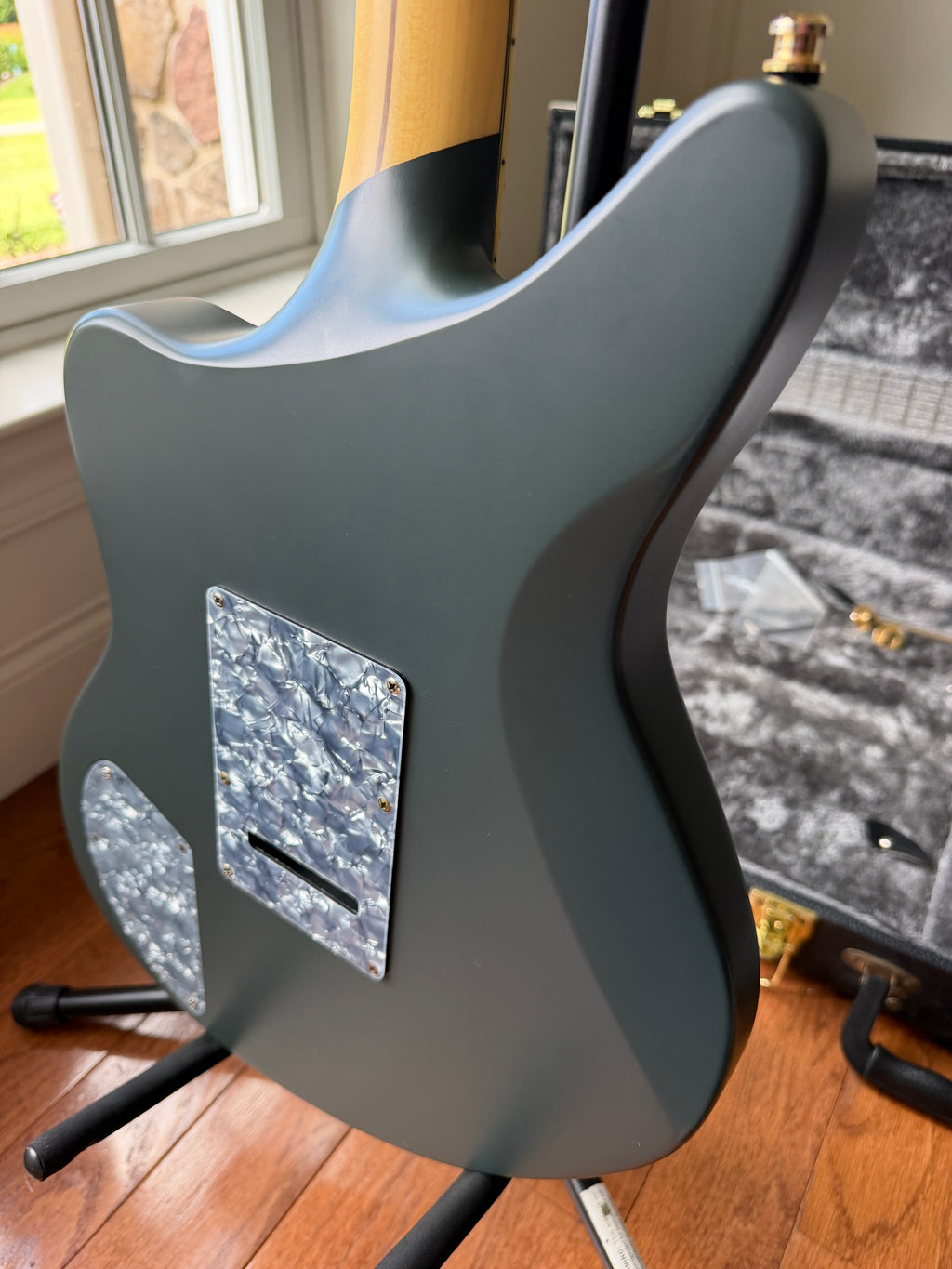 D'Angelico Deluxe Bob Weir Bedford - Matte Stone