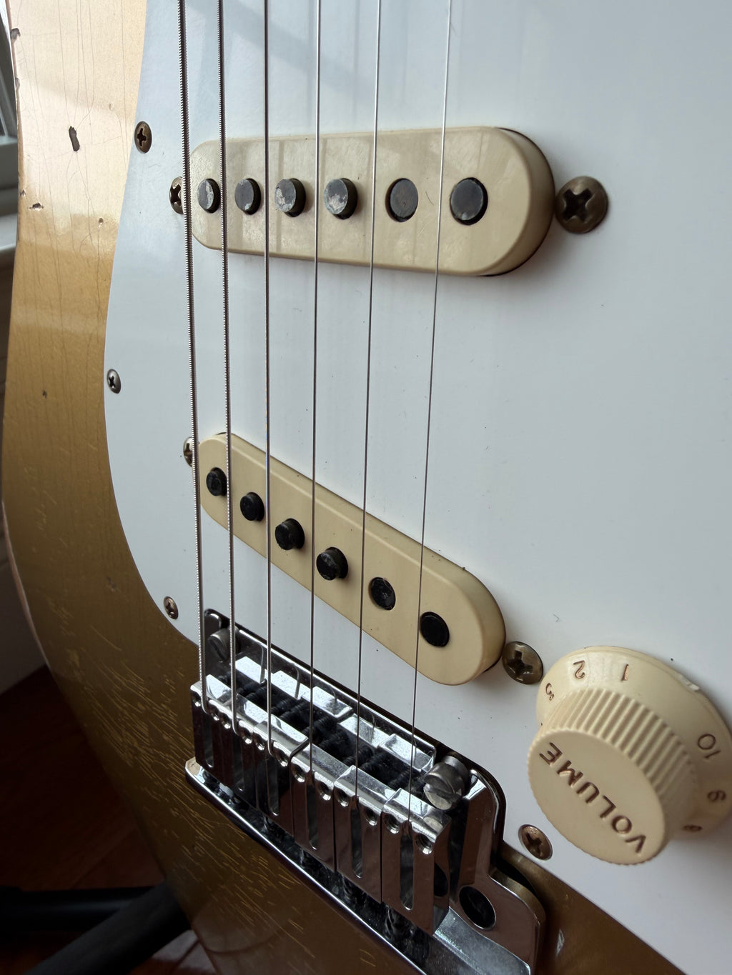 2026 Fender Custom Shop Stratocaster Pro W25 Relic - HLE Gold