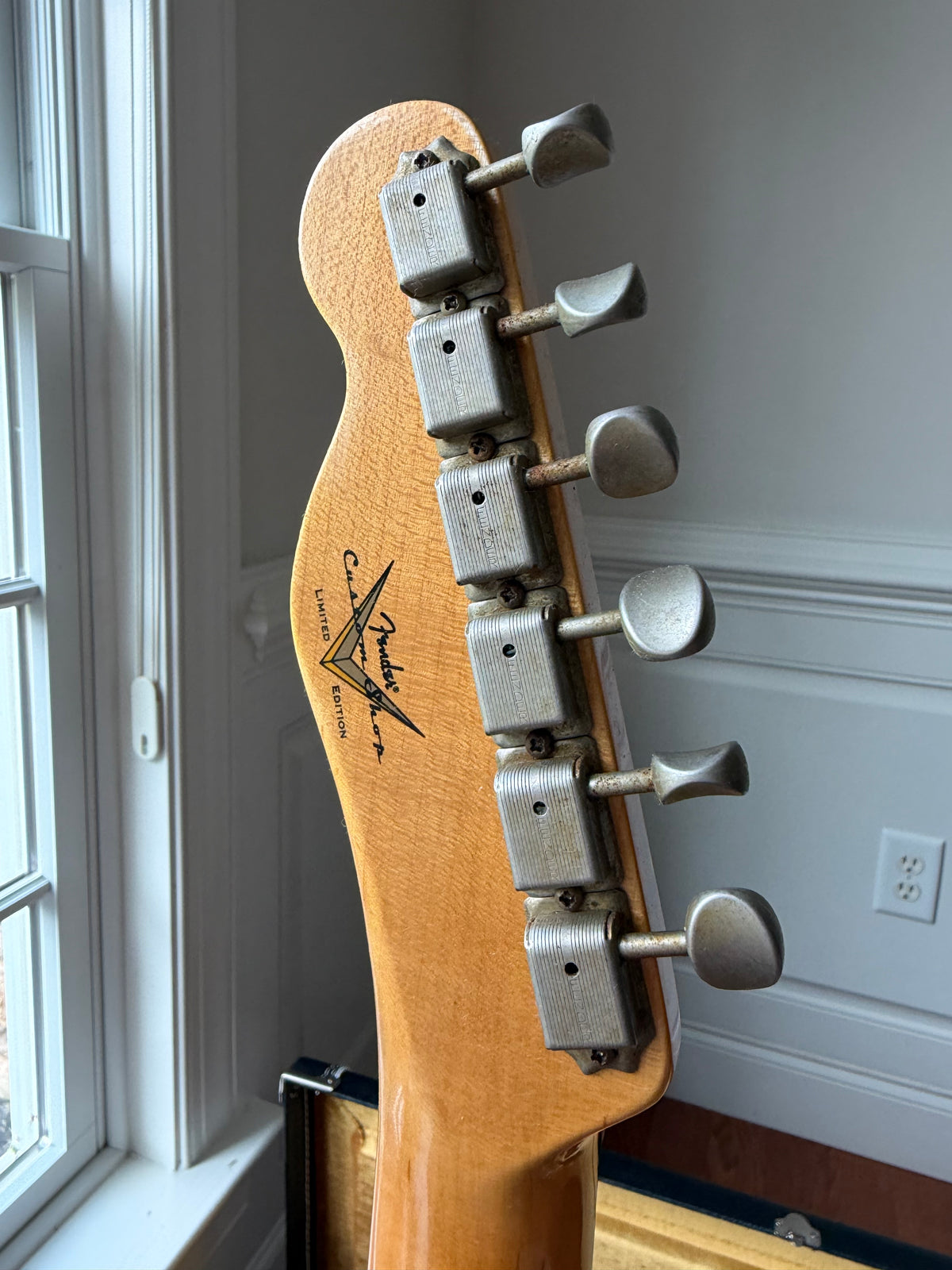 2025 Fender Custom Shop ‘63 Telecaster LR25 Relic Limited Edition - 3 Color Sunburst