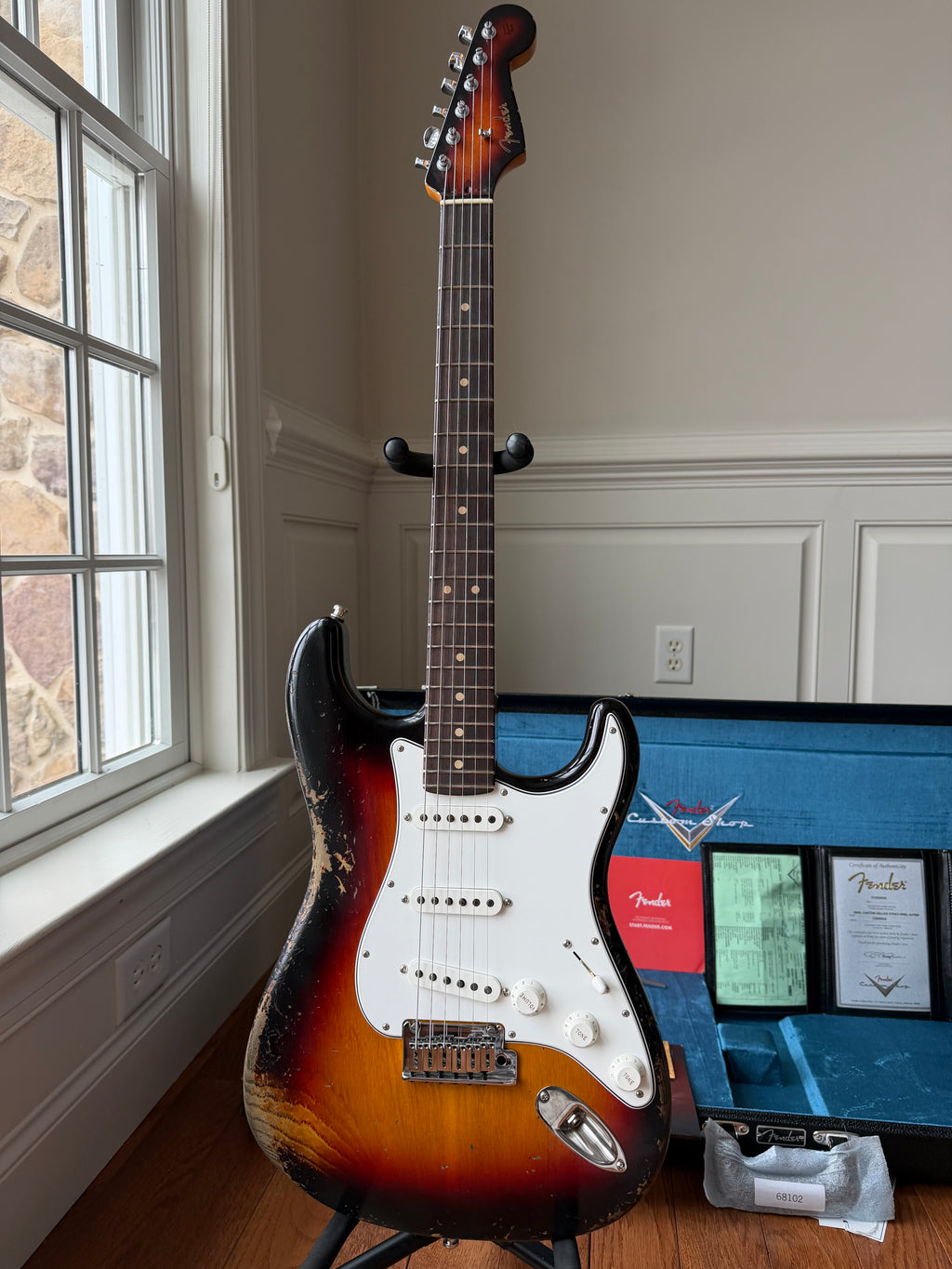 2026 Fender Custom Shop Stratocaster Custom Deluxe SR25 Heavy Relic - Aged 3 Color Sunburst - Image 3