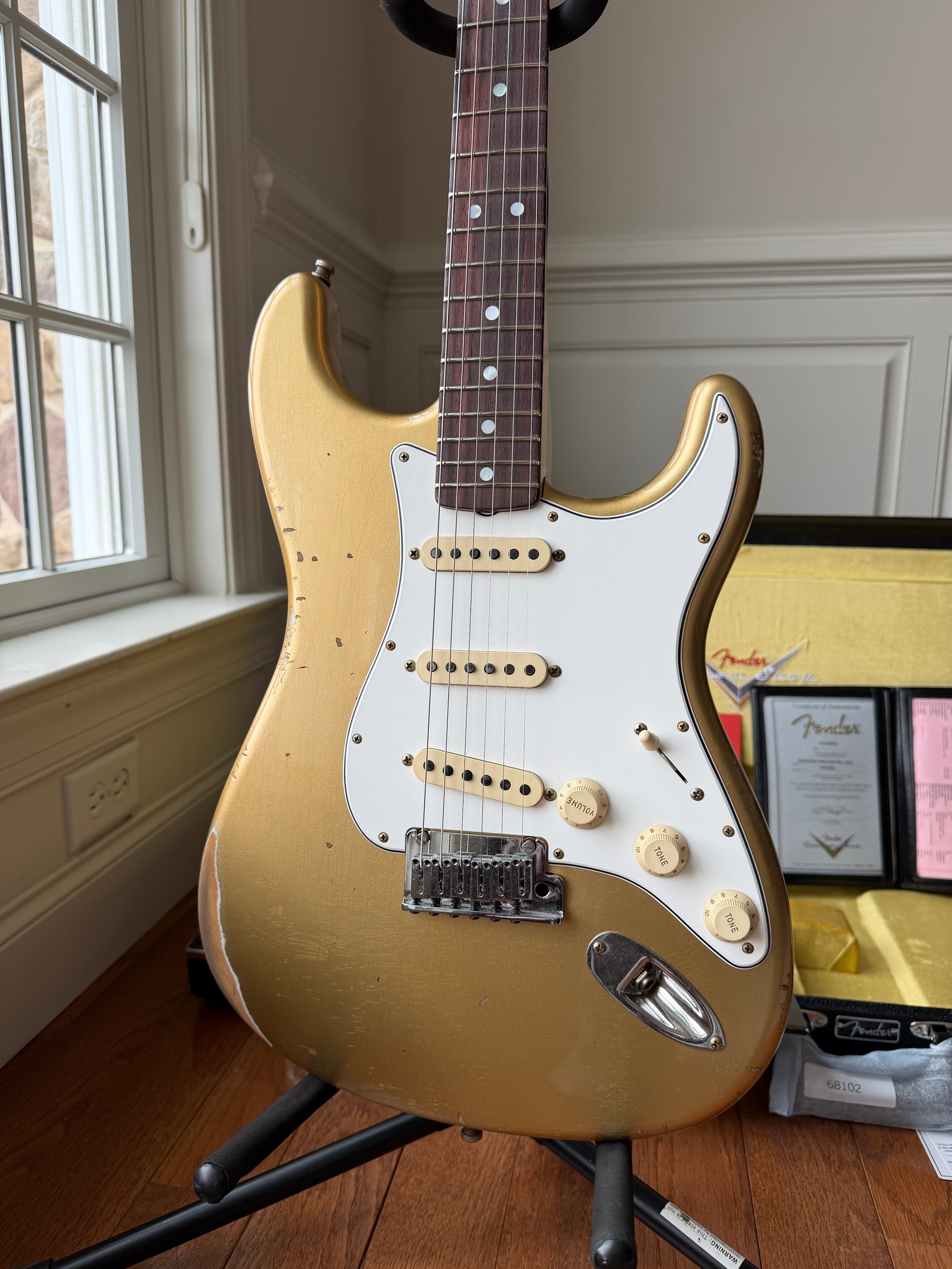 2026 Fender Custom Shop Stratocaster Pro W25 Relic - HLE Gold - Image 2