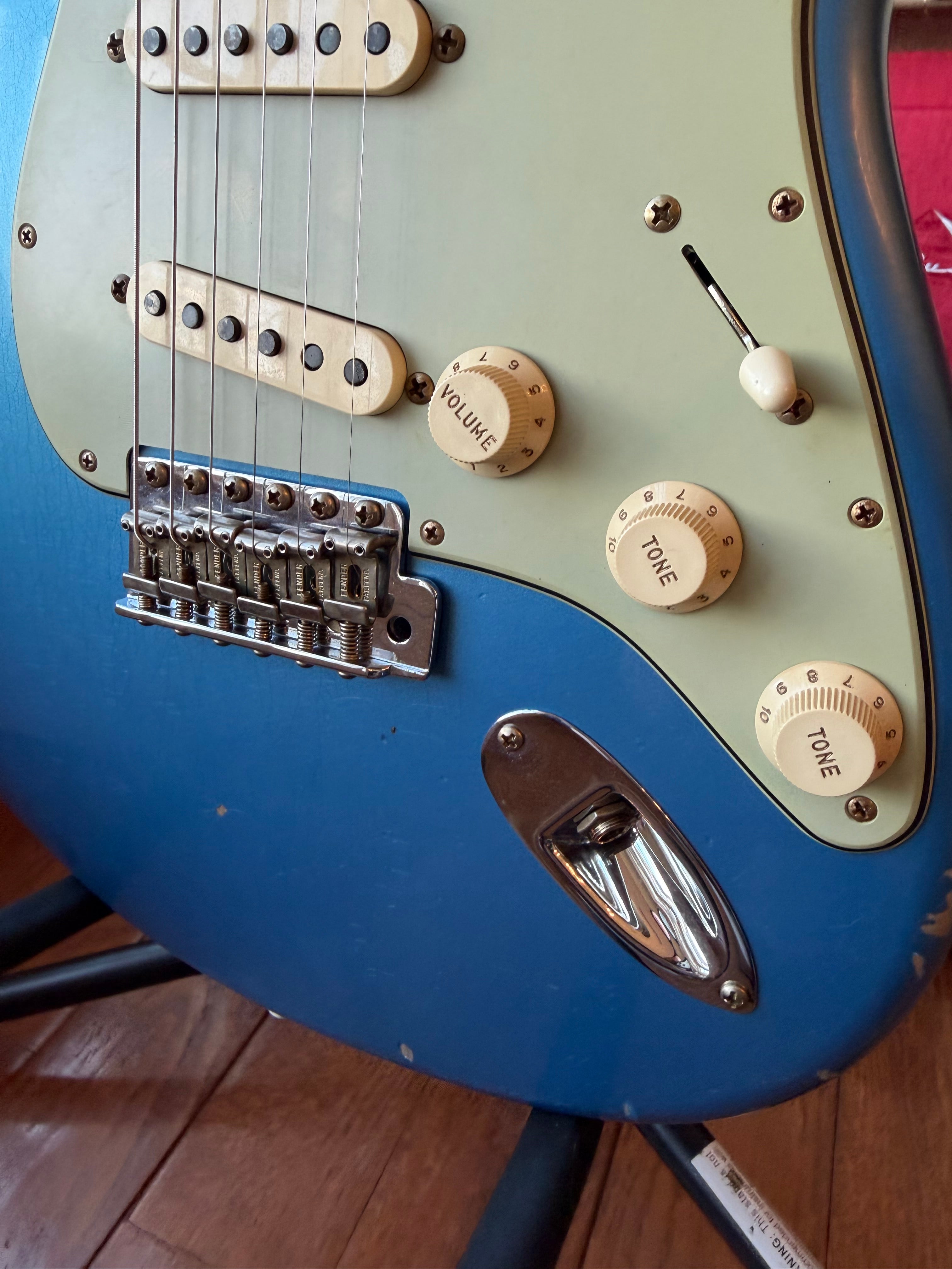 2025 Fender Custom Shop '60 Stratocaster LR25 Relic Limited Edition Matching Headstock - Aged Lake Placid Blue - Image 5