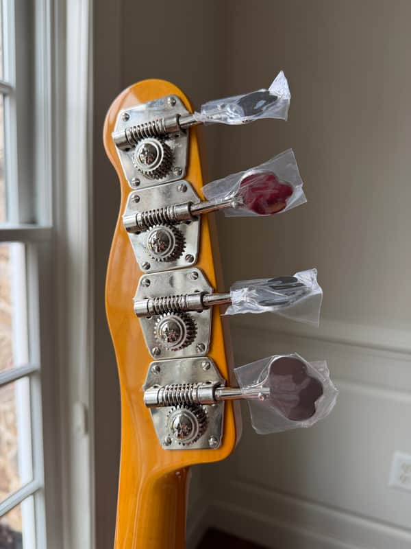 2026 Fender 75 Anniversary American Vintage II '51 Precision Bass - Butterscotch Blonde