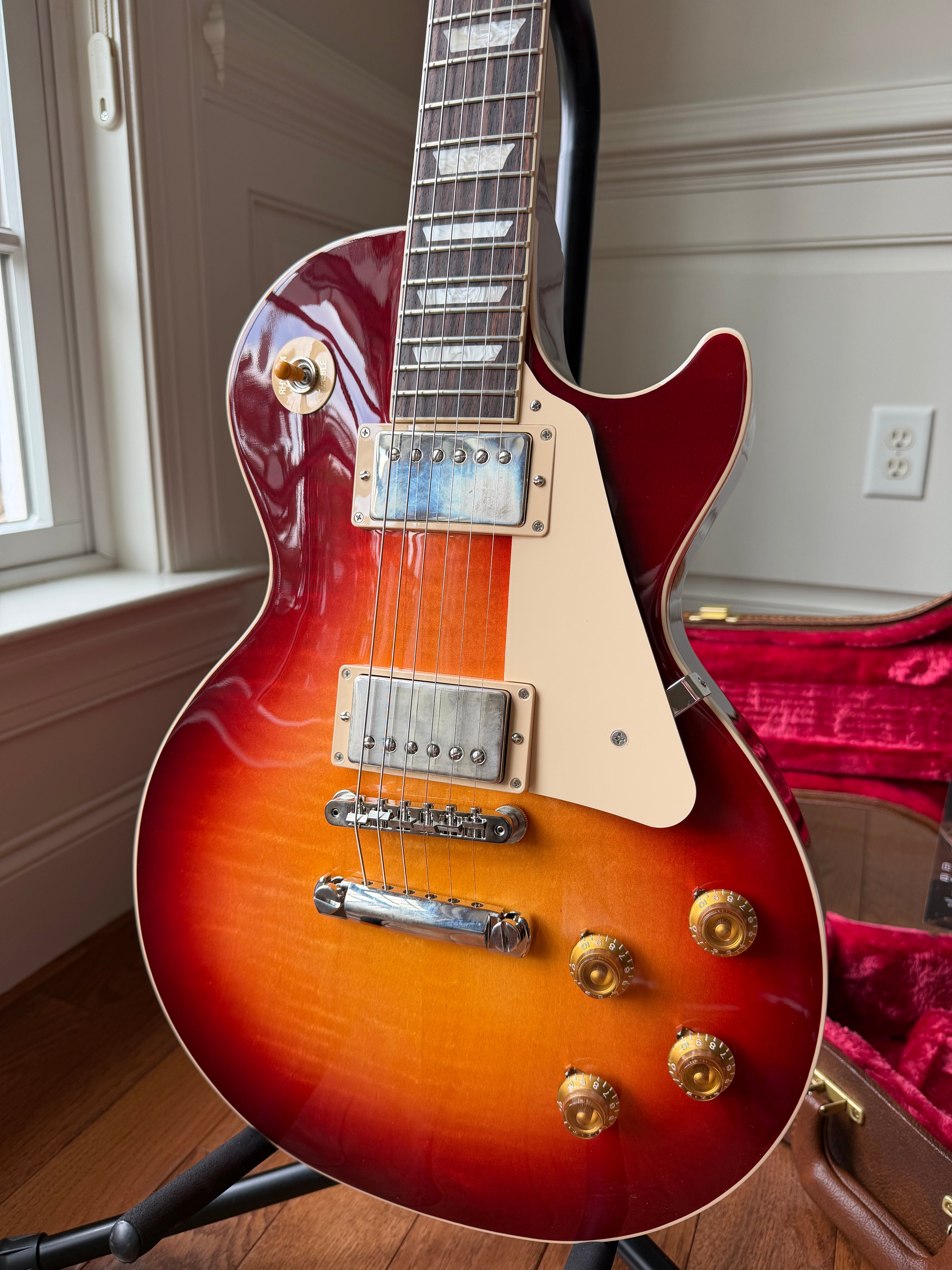2026 Gibson Les Paul Standard 50s Figured Top - Heritage Cherry Sunburst
