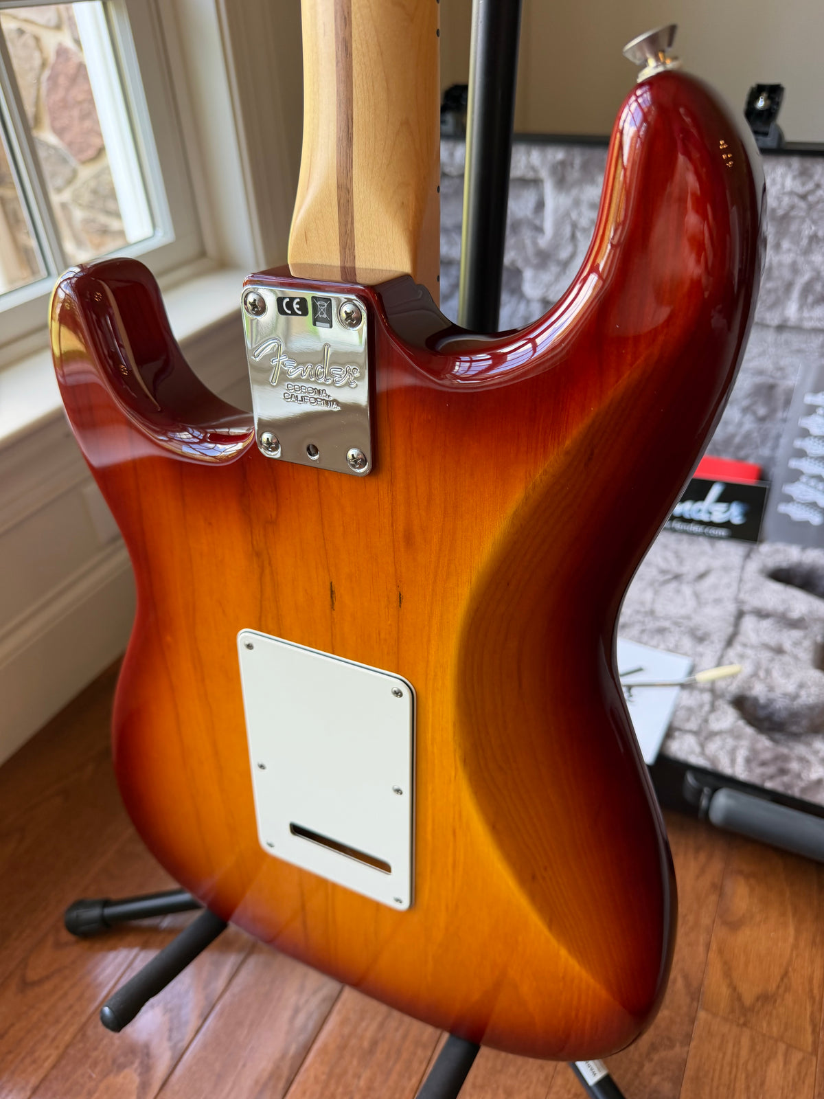 2016 Fender American Professional Stratocaster - Sienna Sunburst