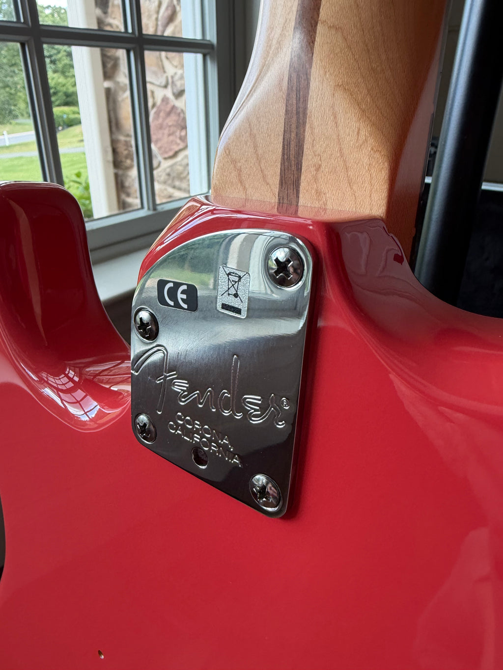 2011 Fender American Deluxe Stratocaster - Fiesta Red