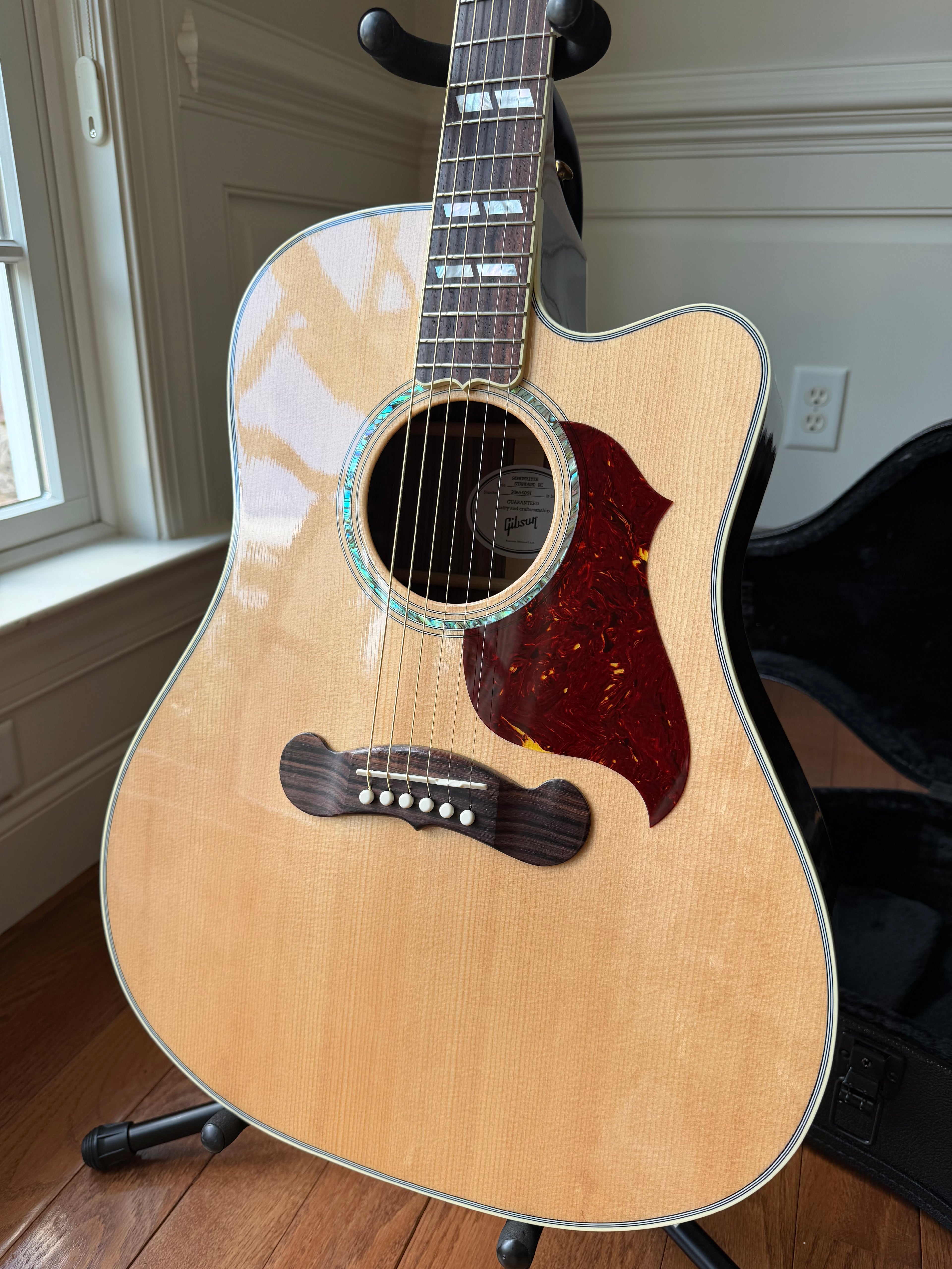 2024 Gibson Songwriter Standard EC Electric Cutaway