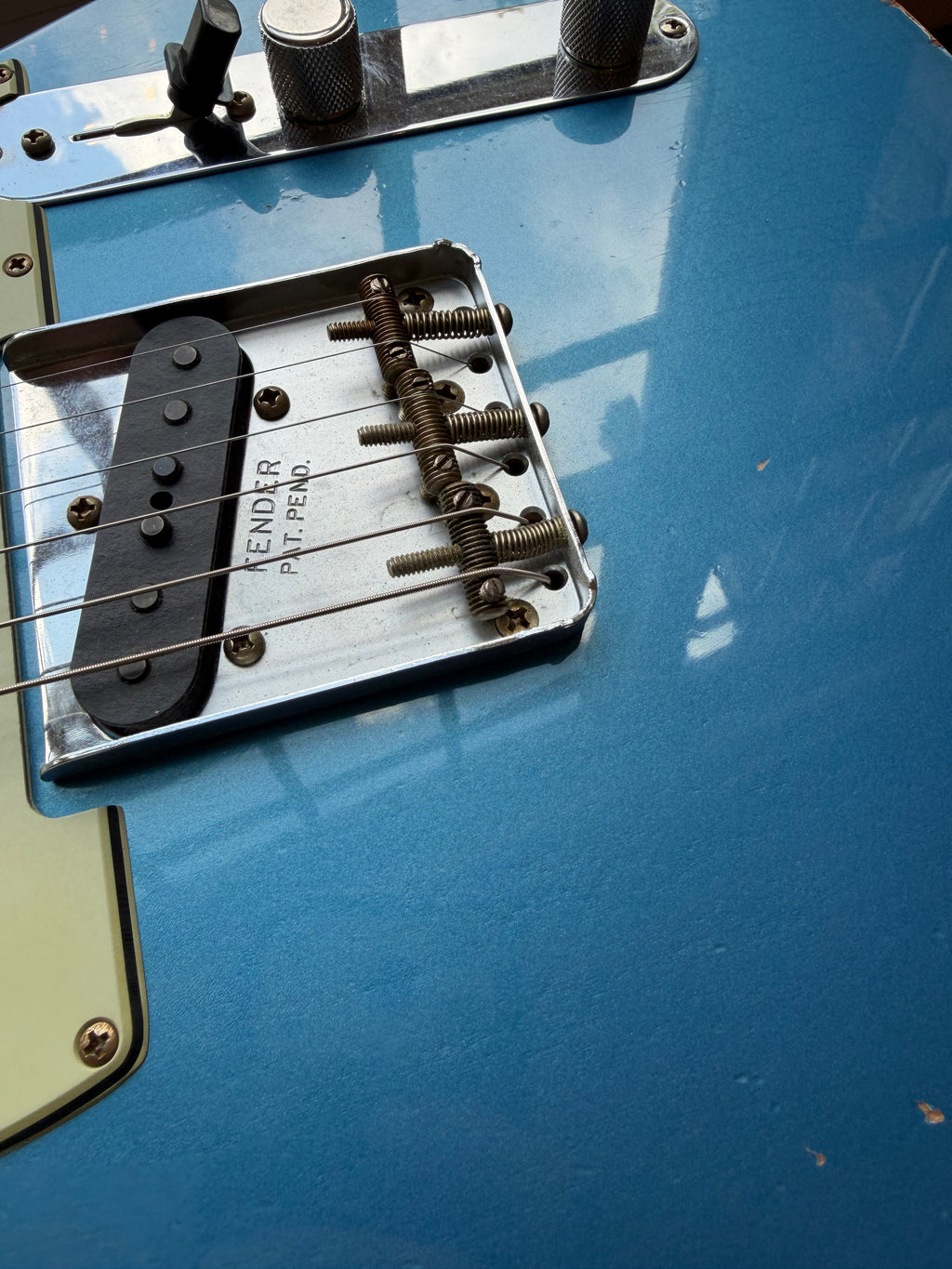 2025 Fender Custom Shop ‘63 Telecaster LR25 Relic - Aged Lake Placid Blue