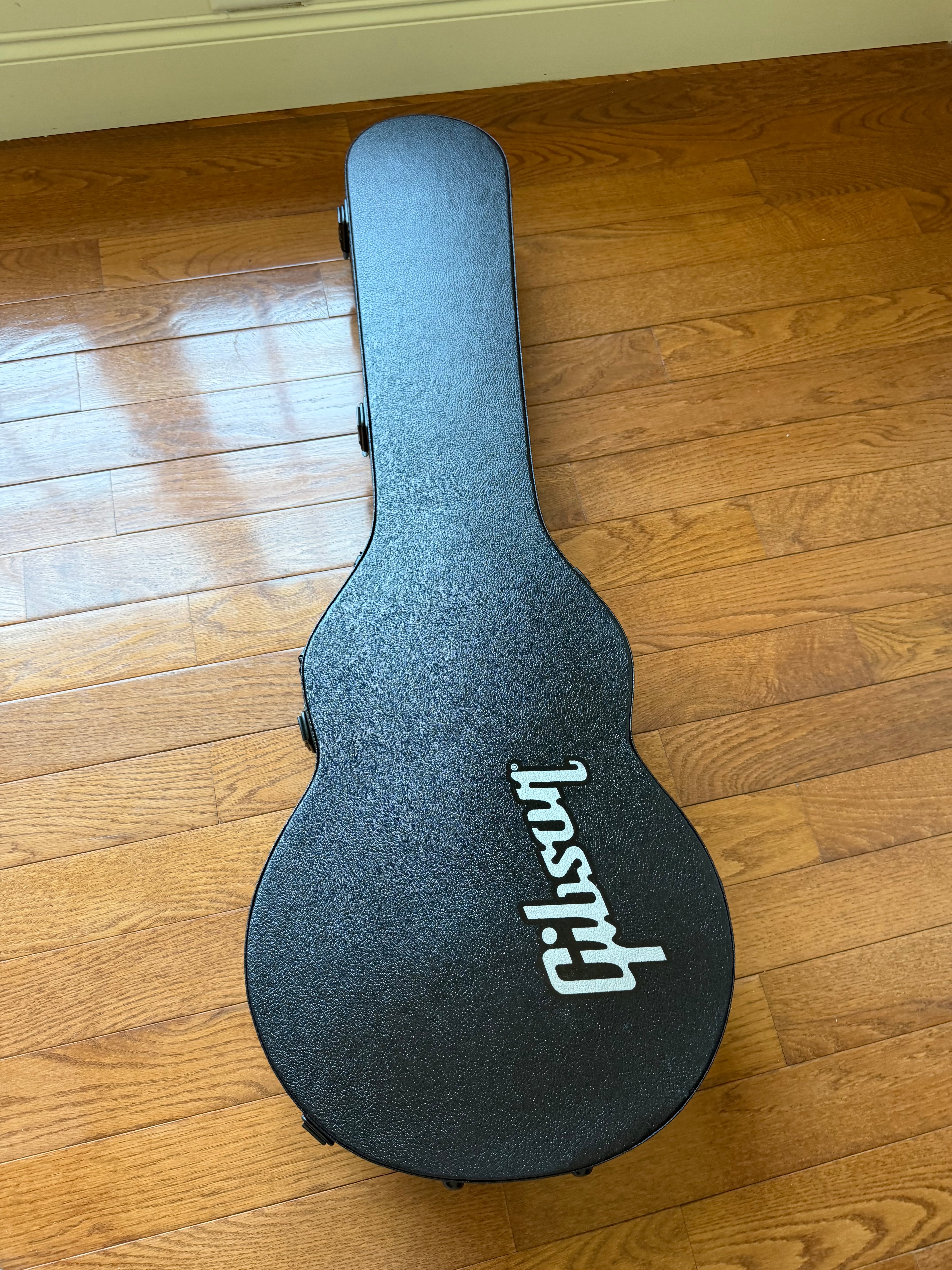 2026 Gibson Les Paul Supreme - Ebony Black