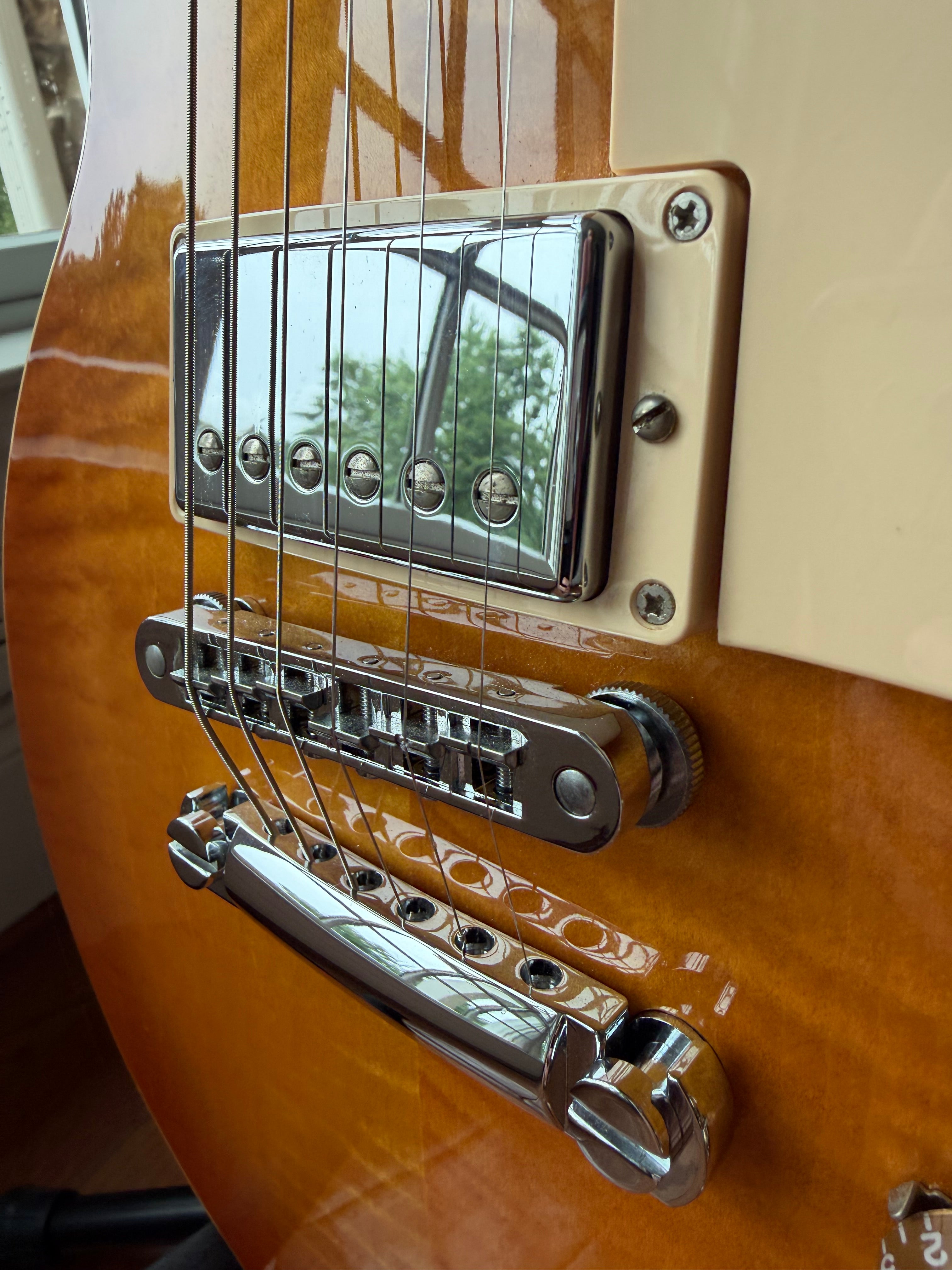 2013 Gibson Les Paul Traditional Plus AA Flame Top - Light Burst