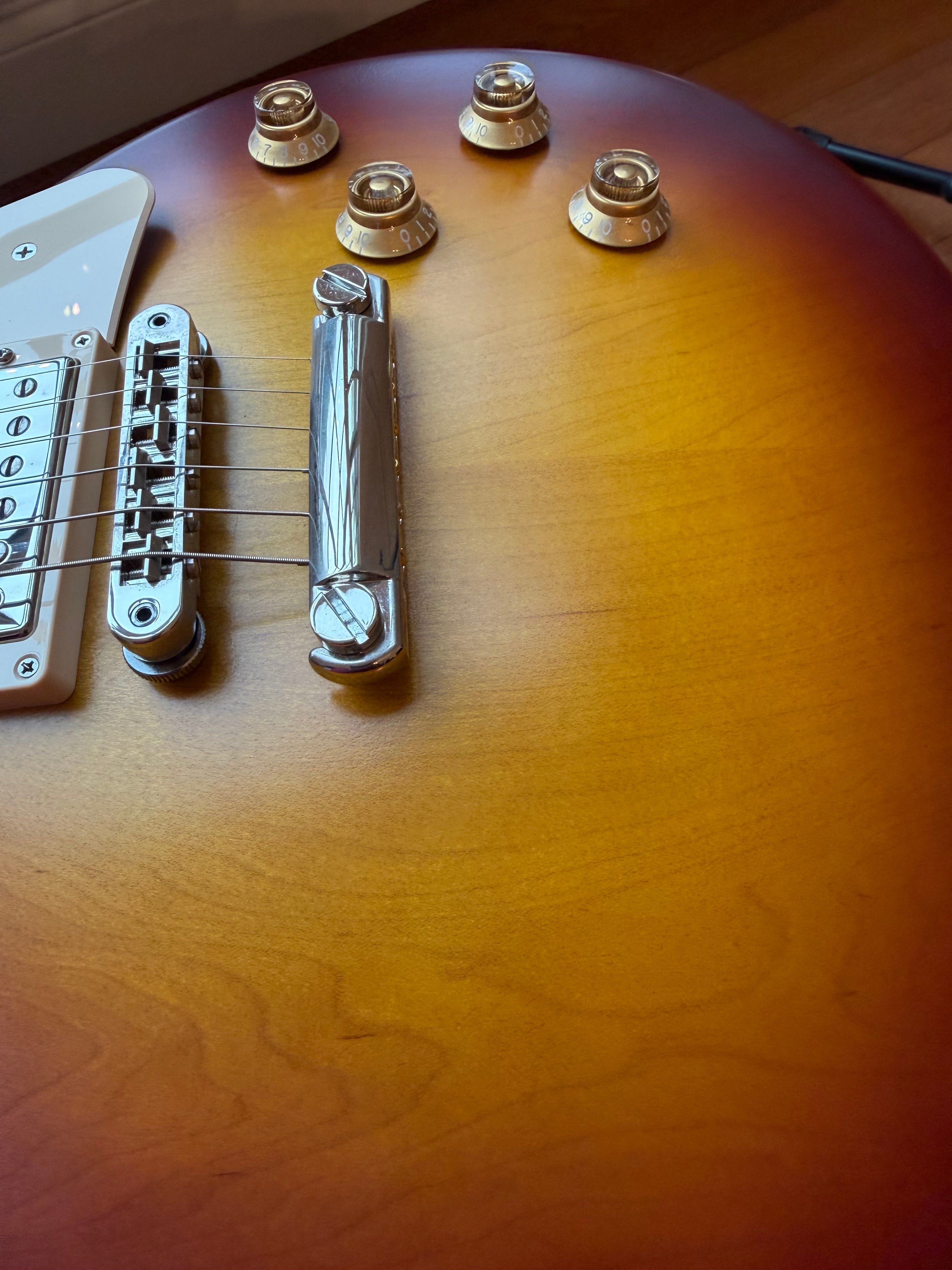 2019 Gibson Les Paul Studio Tribute - Satin Iced Tea