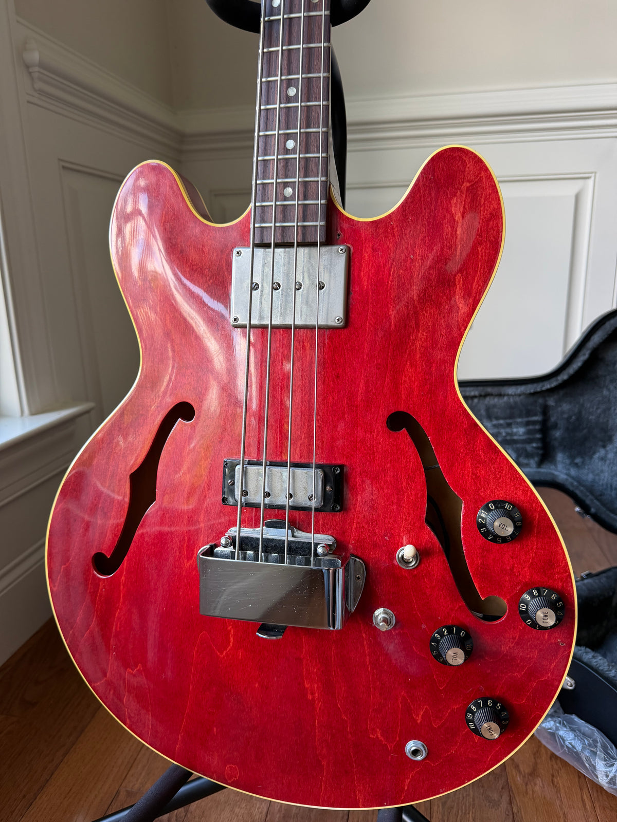 1968 Gibson EB-2 Electric Bass - Cherry Red