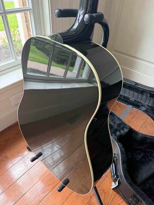 2026 Gibson J-45 Standard - Vintage Sunburst