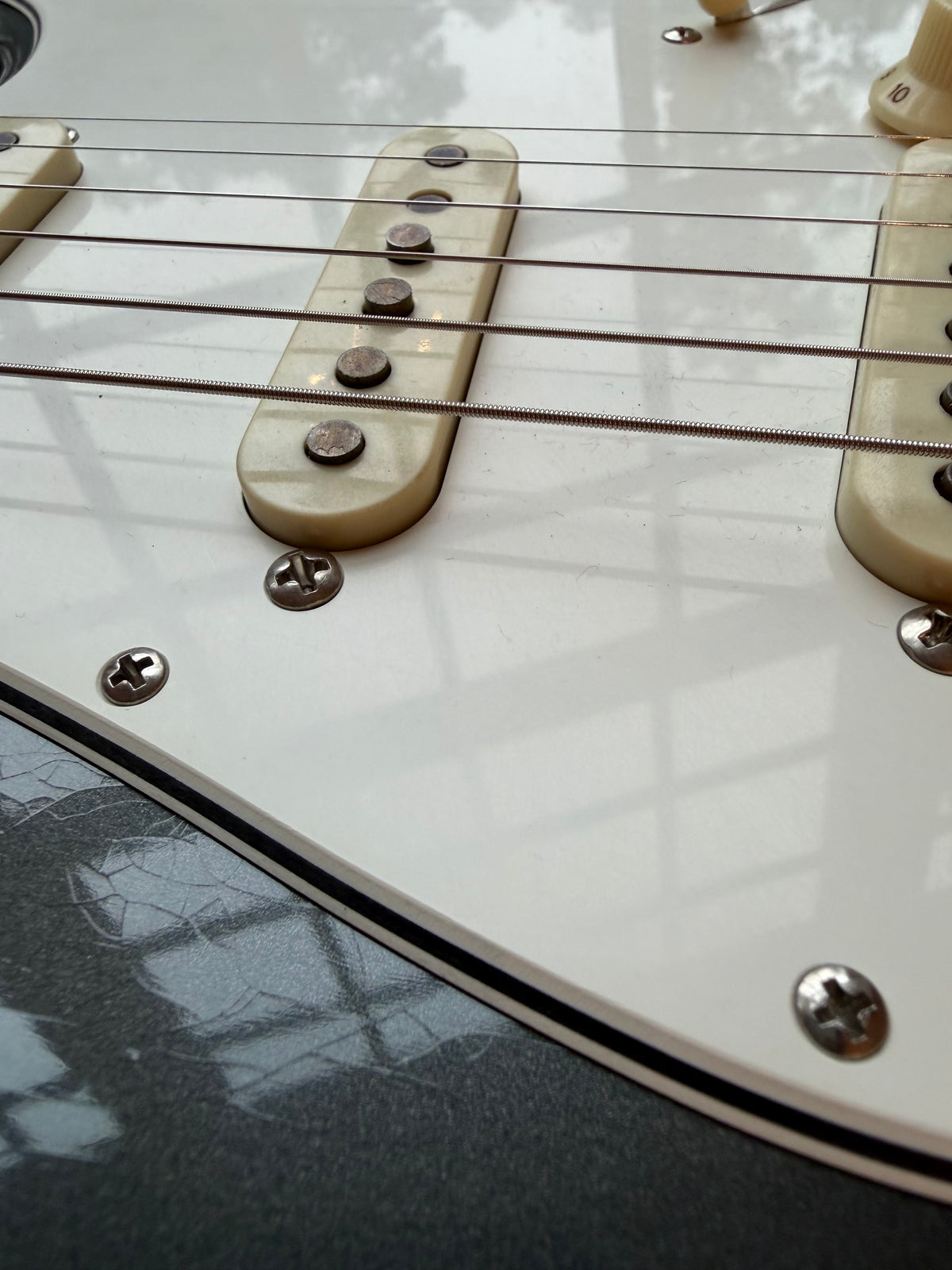 2025 Fender Custom Shop ‘67 Stratocaster Relic Neck Binding - Charcoal Frost Metallic