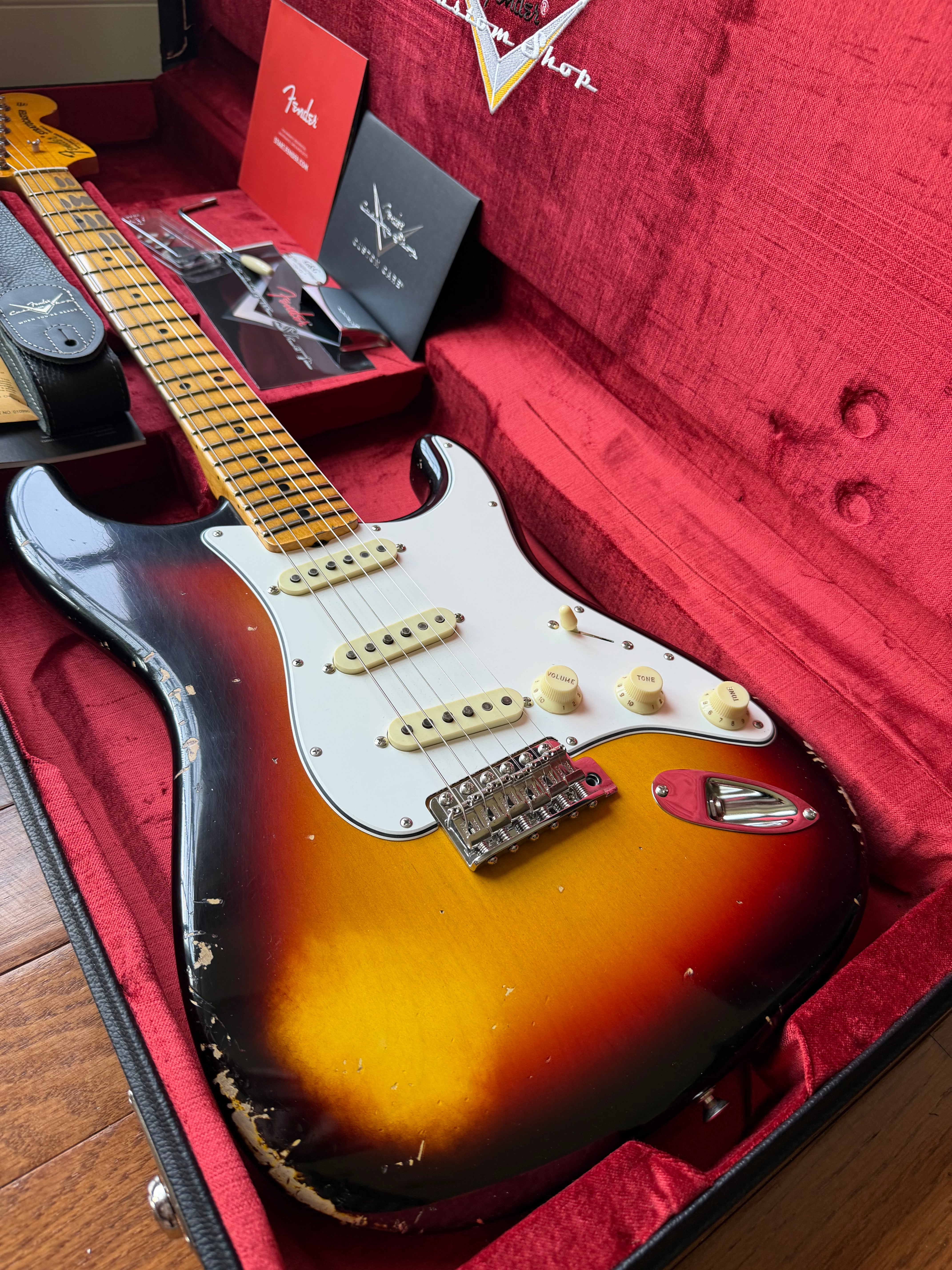 2025 Fender Custom Shop ‘68 Stratocaster Limited Edition F22 Relic - 3 Color Sunburst