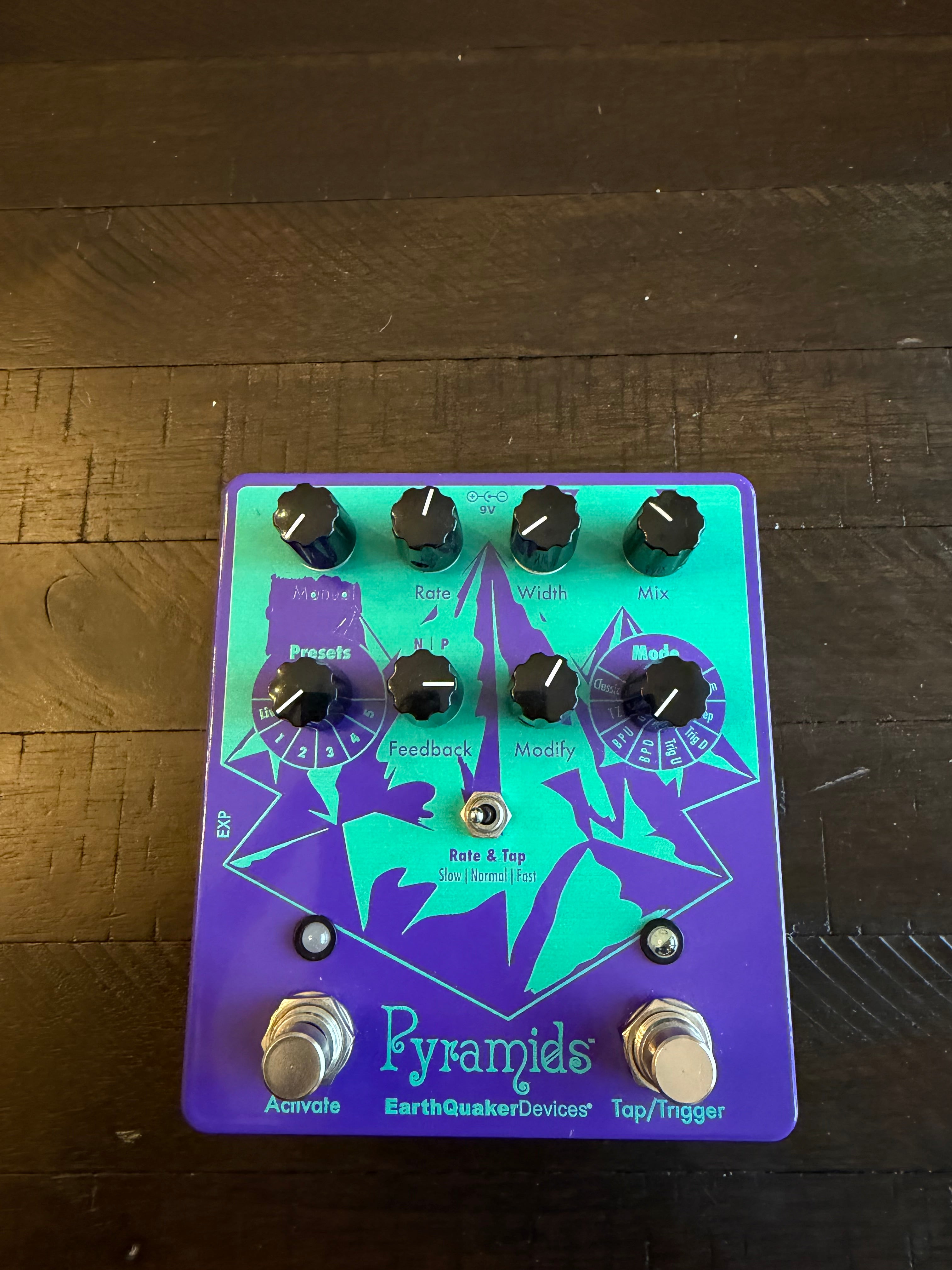 EarthQuaker Devices Pyramids Stereo Flanging Device - Image 1