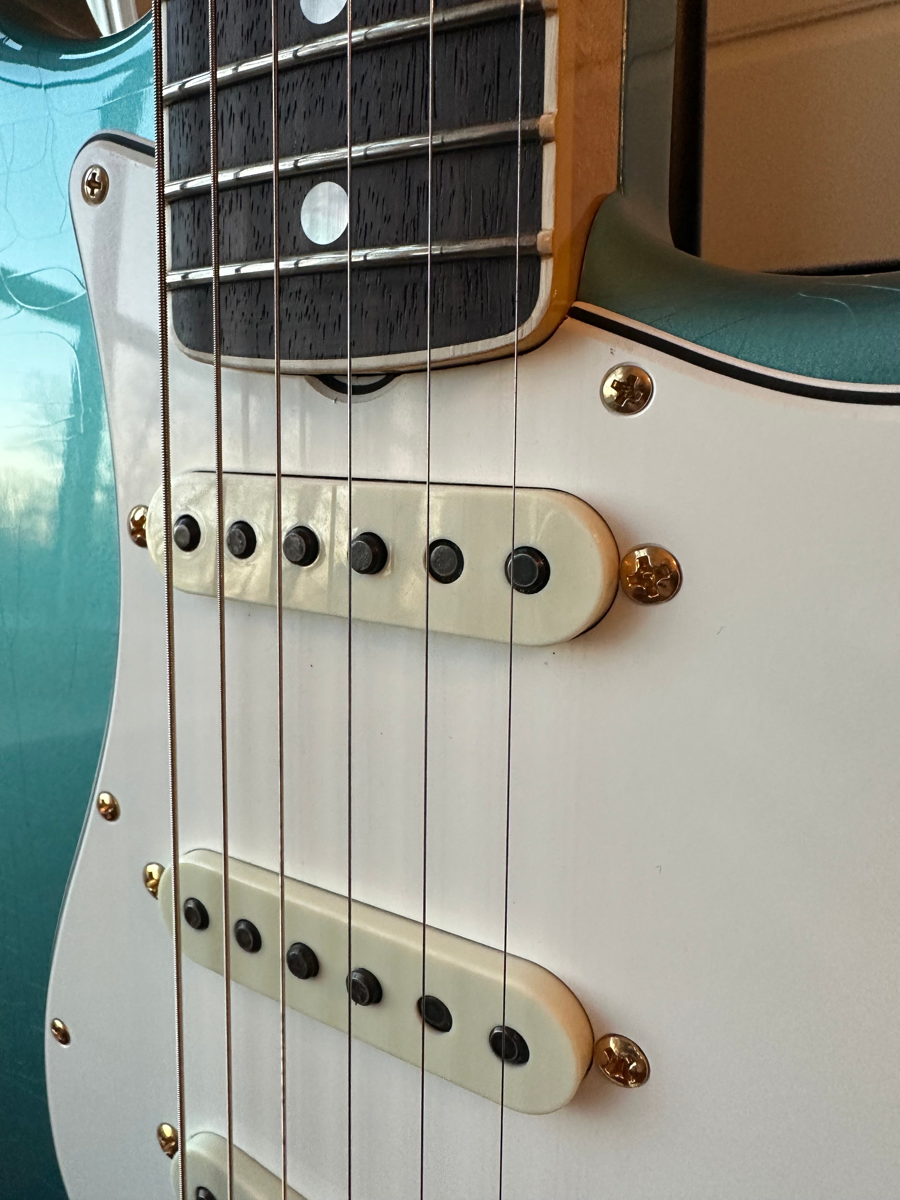 2023 Fender Custom Shop '65 Stratocaster LTD Gold Hardware Neck Binding - Teal Green Metallic - Image 4