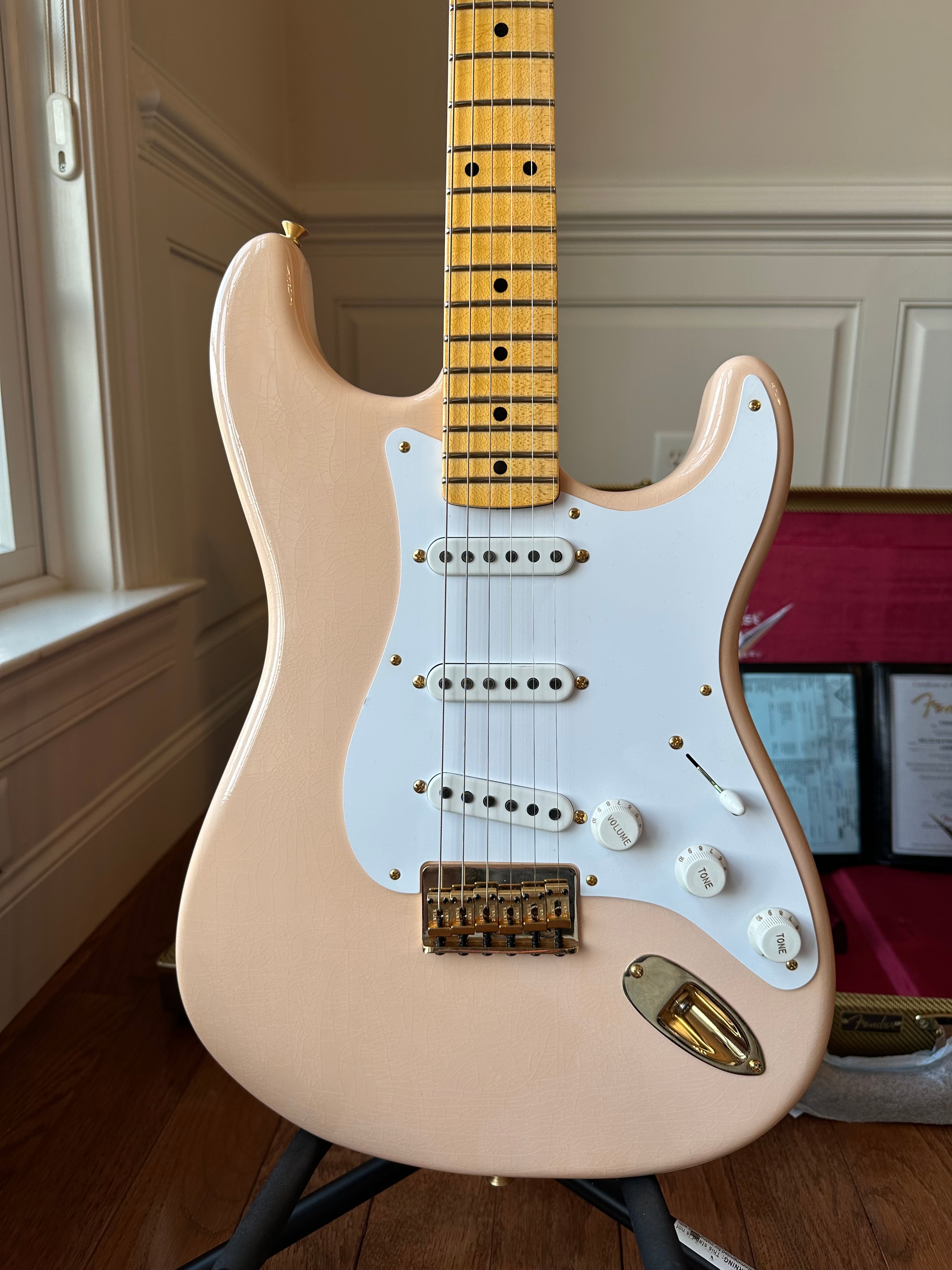 2025 Fender Custom Shop '54 Stratocaster B4 70th Anniversary Deluxe Closer Classic - Shell Pink - Image 2