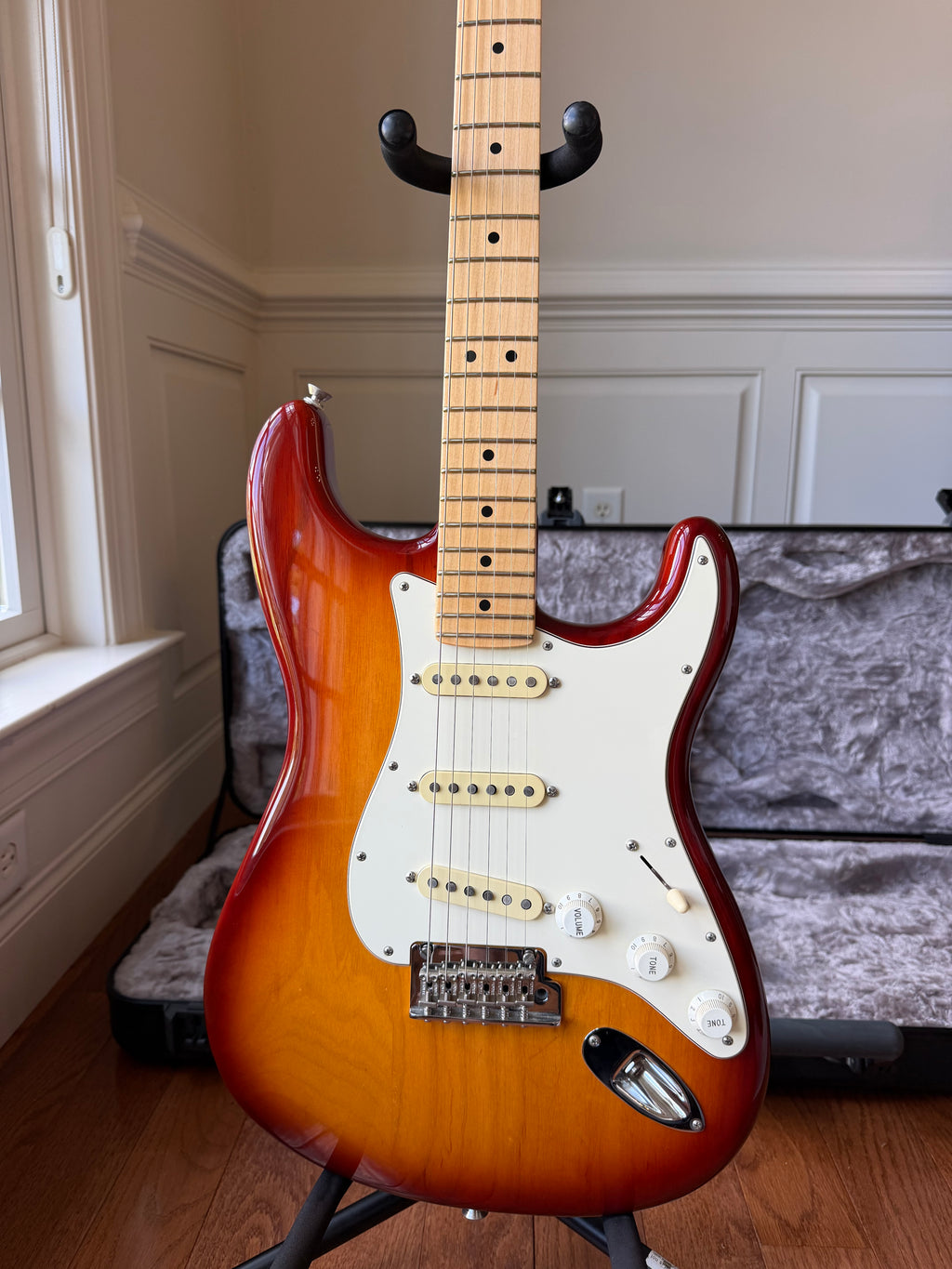 2016 Fender American Professional Stratocaster - Sienna Sunburst