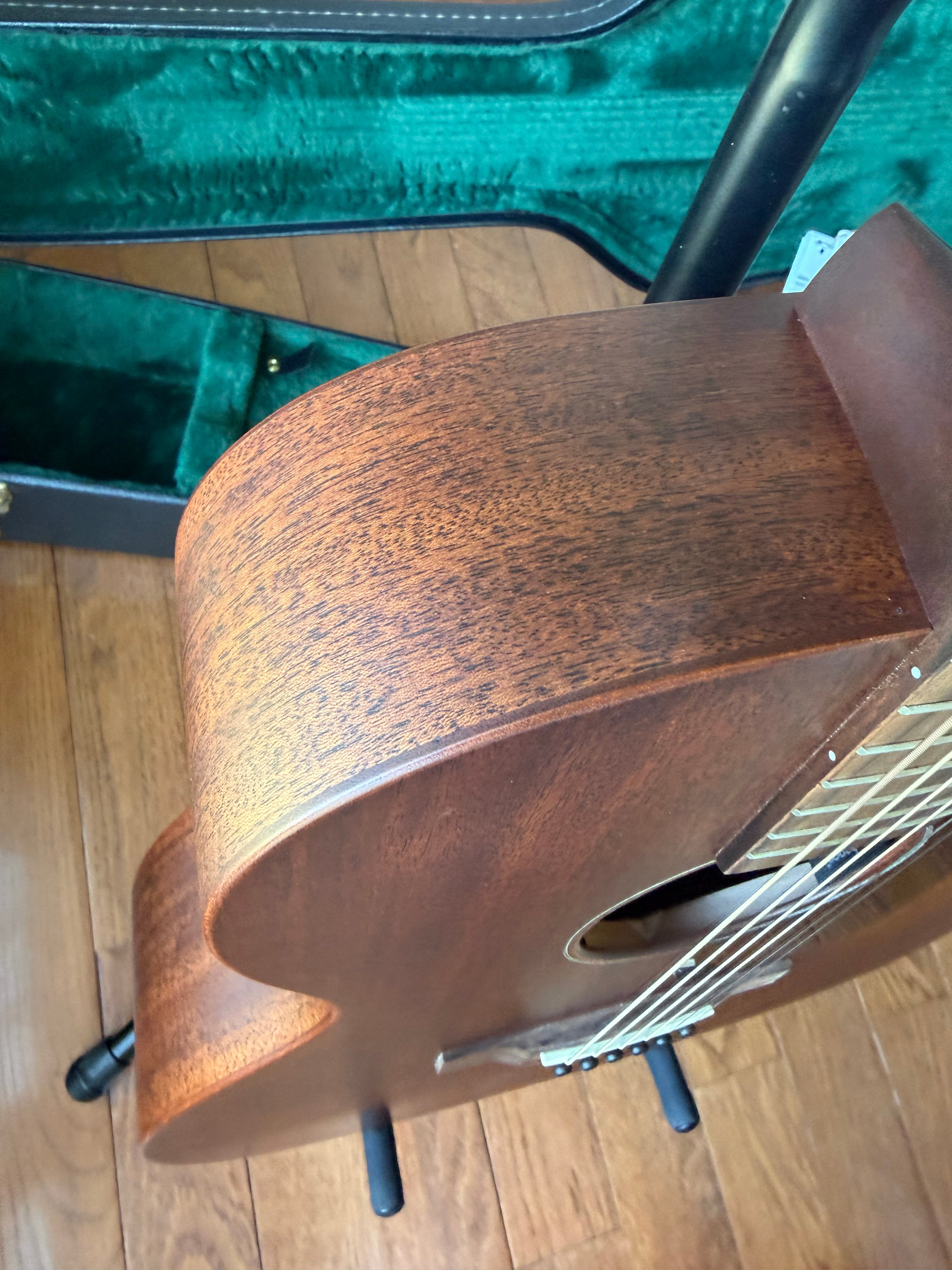 2019 Martin OMC-15ME - Mahogany
